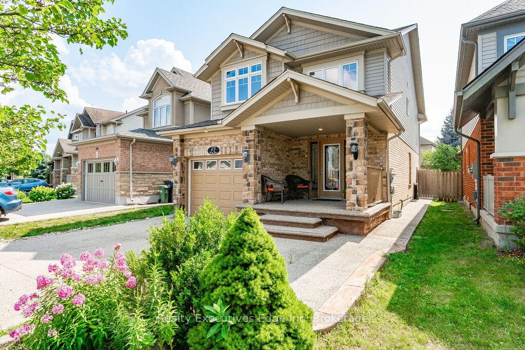 Photo 5 of 67 Revell Drive, Guelph, Clairfields/Hanlon Business Park — HOMEH