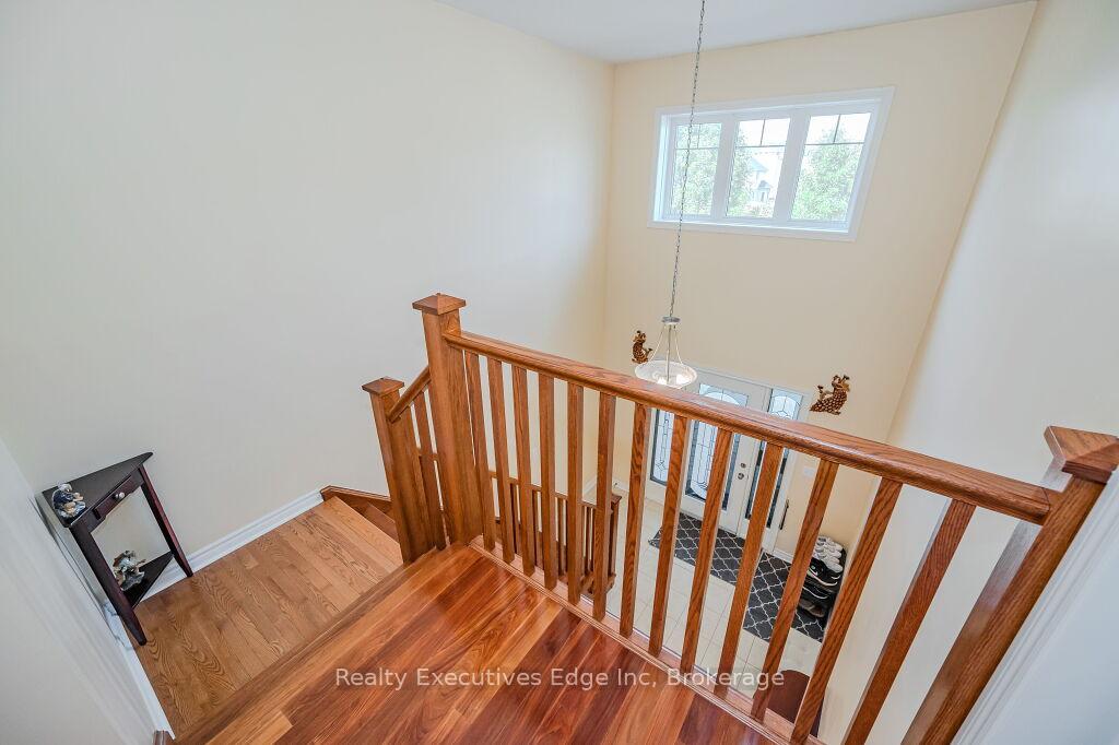 Photo 12 of 67 Revell Drive, Guelph, Clairfields/Hanlon Business Park — HOMEH