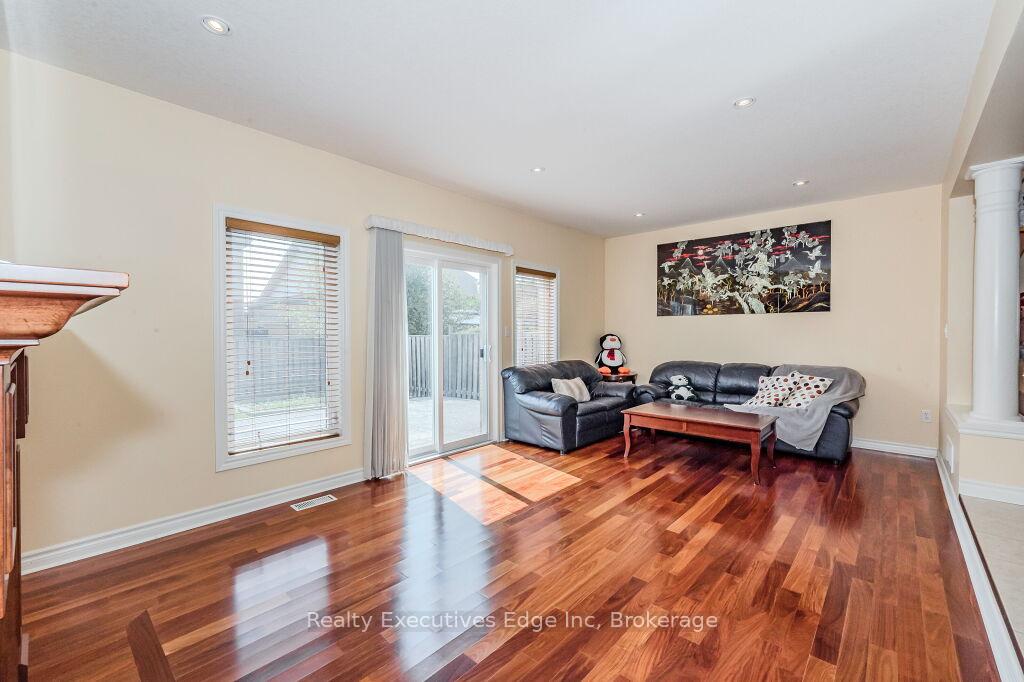 Photo 13 of 67 Revell Drive, Guelph, Clairfields/Hanlon Business Park — HOMEH