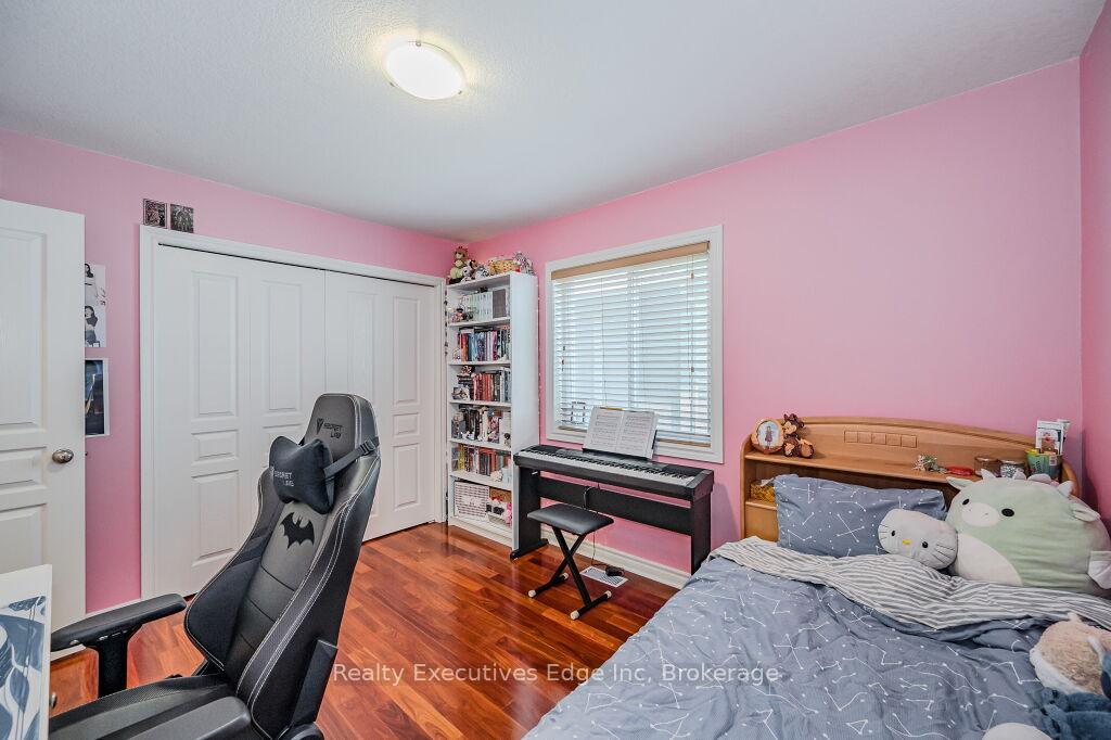 Photo 38 of 67 Revell Drive, Guelph, Clairfields/Hanlon Business Park — HOMEH