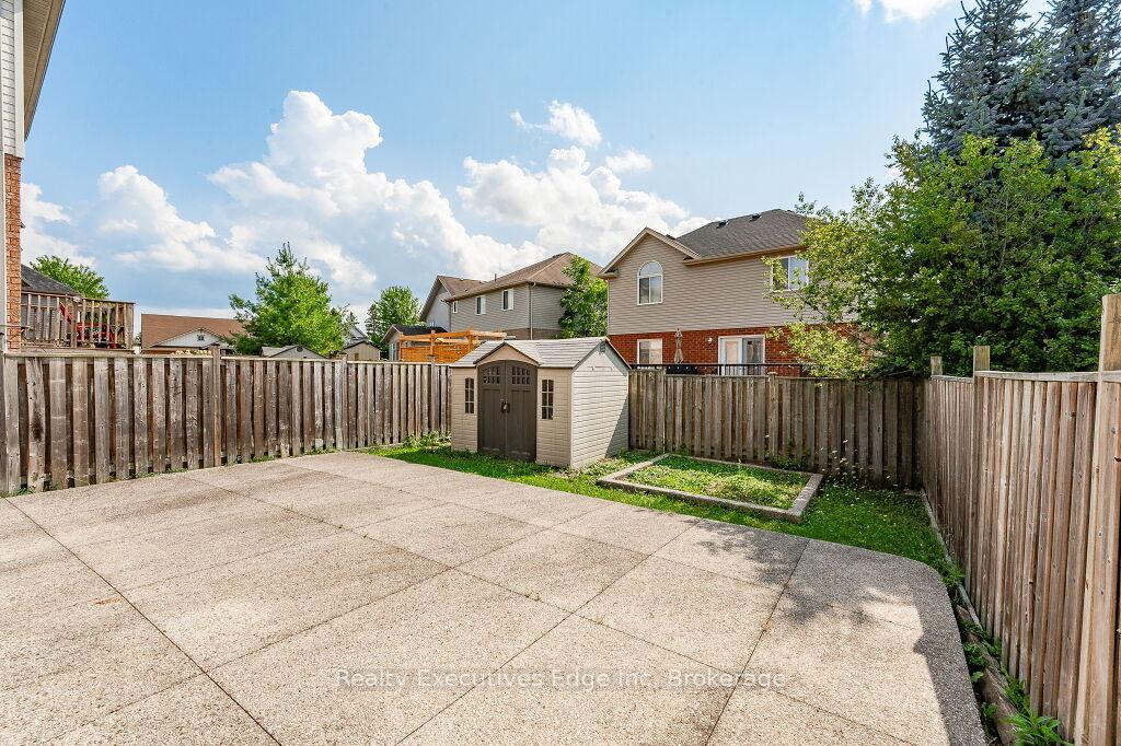 Photo 44 of 67 Revell Drive, Guelph, Clairfields/Hanlon Business Park — HOMEH