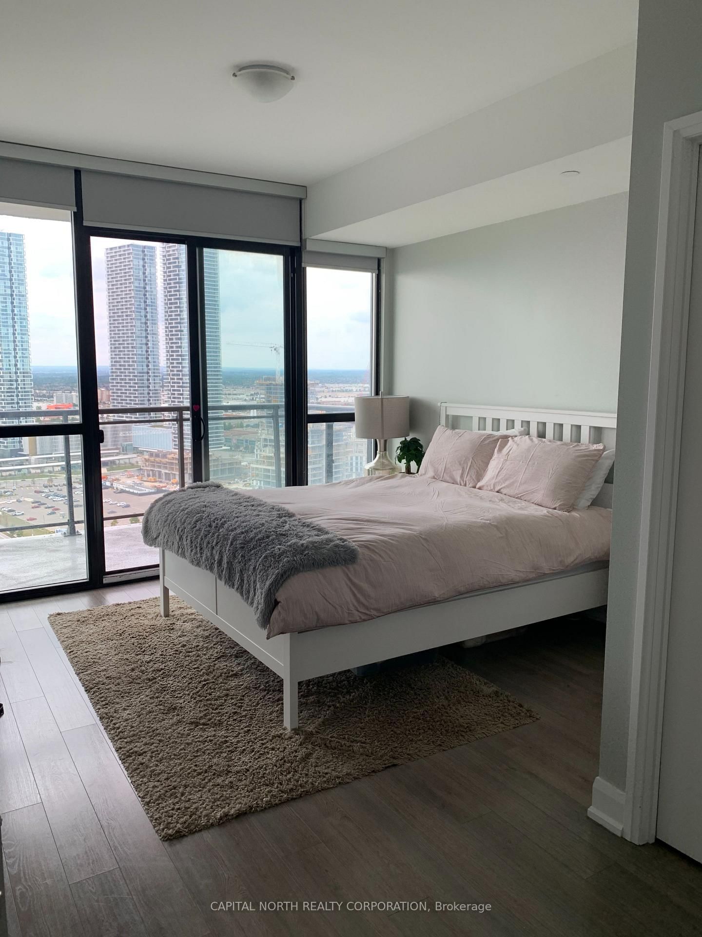 Photo 3 of Unit 2307, 2910 Highway 7, Vaughan, Concord — HOMEH
