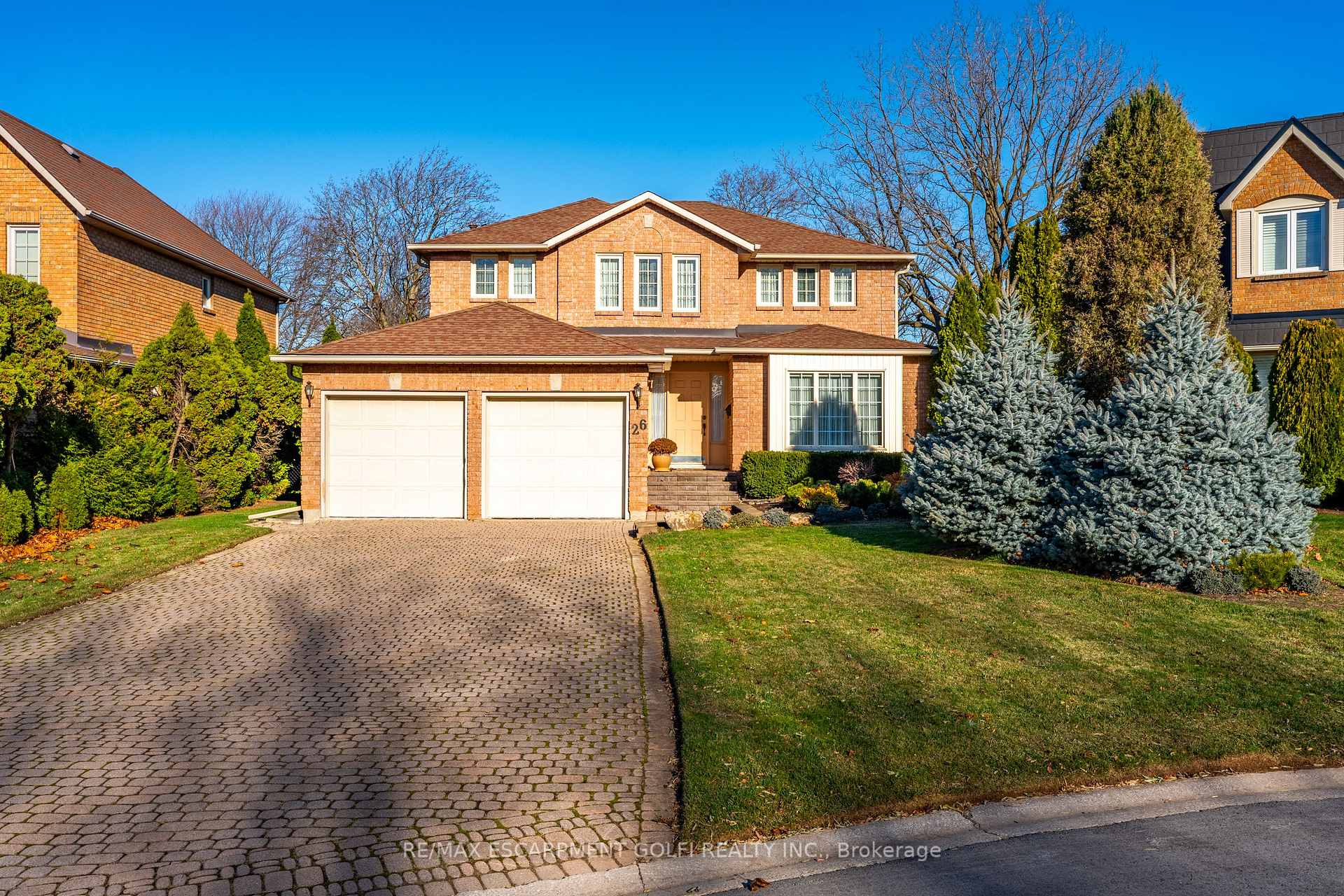 Photo 2 of 26 Stone Gate Drive, Grimsby, Grimsby Beach — HOMEH