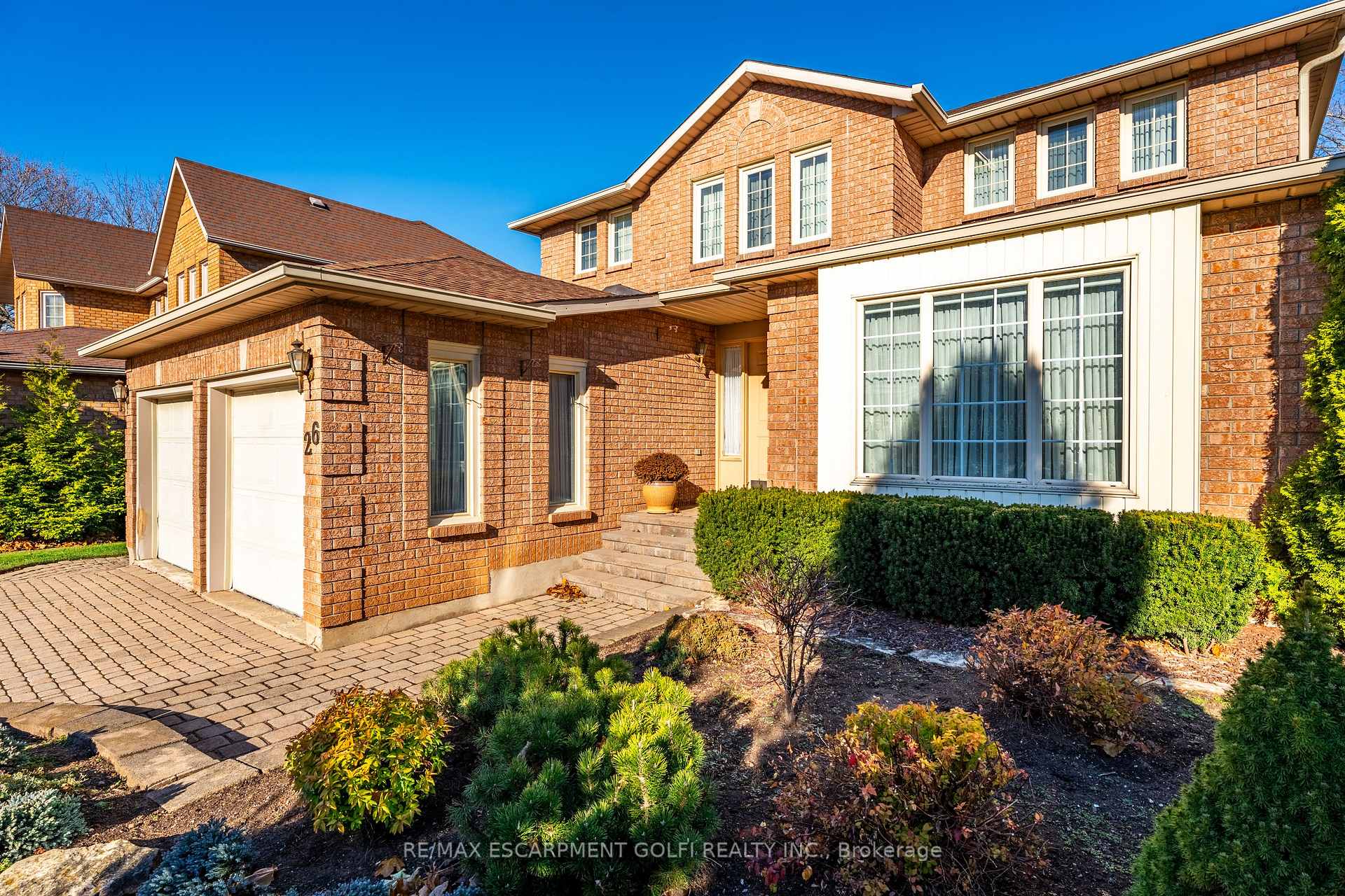 Photo 5 of 26 Stone Gate Drive, Grimsby, Grimsby Beach — HOMEH