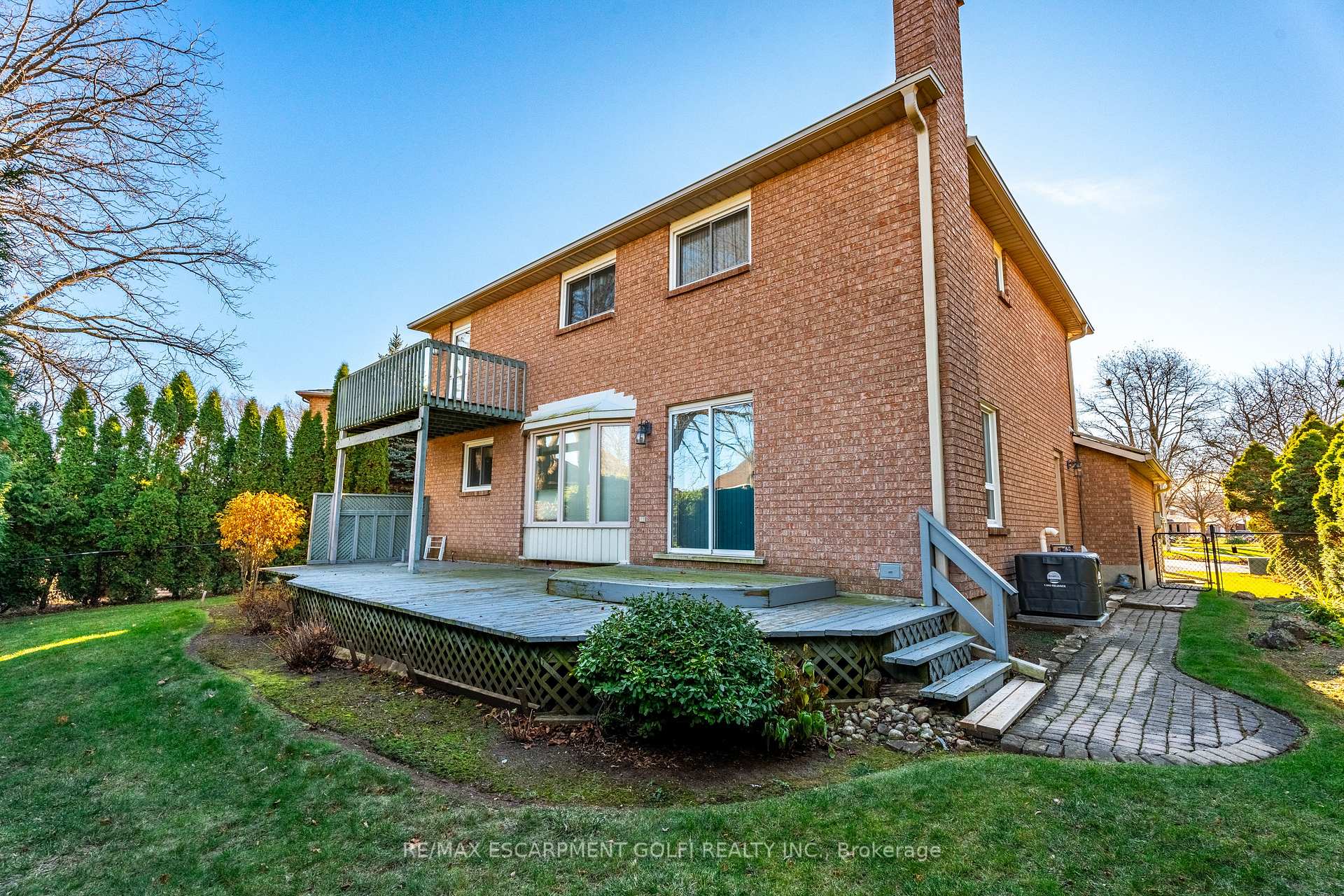 Photo 33 of 26 Stone Gate Drive, Grimsby, Grimsby Beach — HOMEH