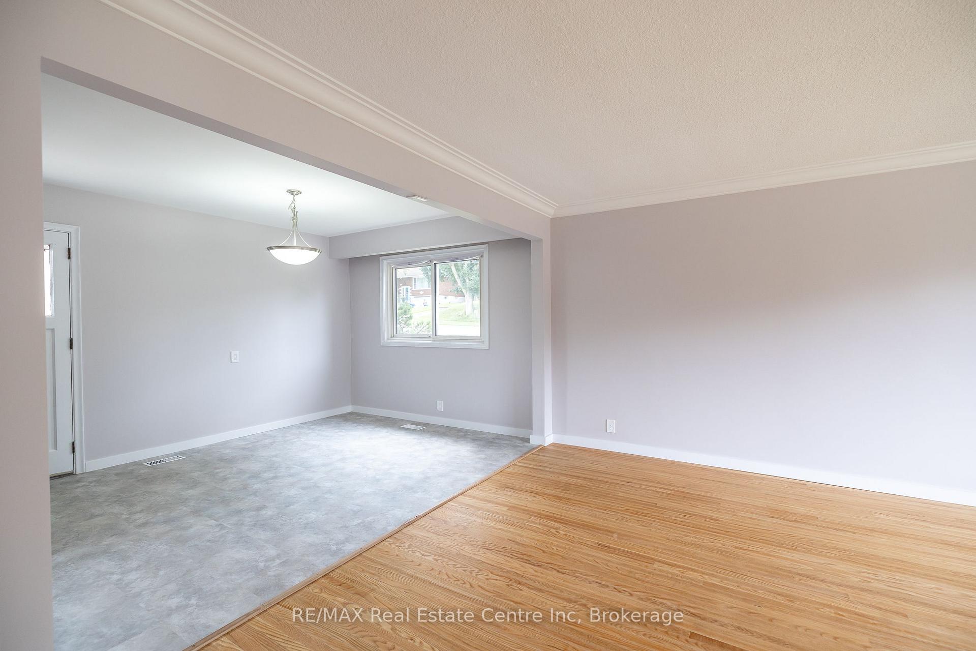 Photo 12 of 50 Drew Street, Guelph, Junction/Onward Willow — HOMEH
