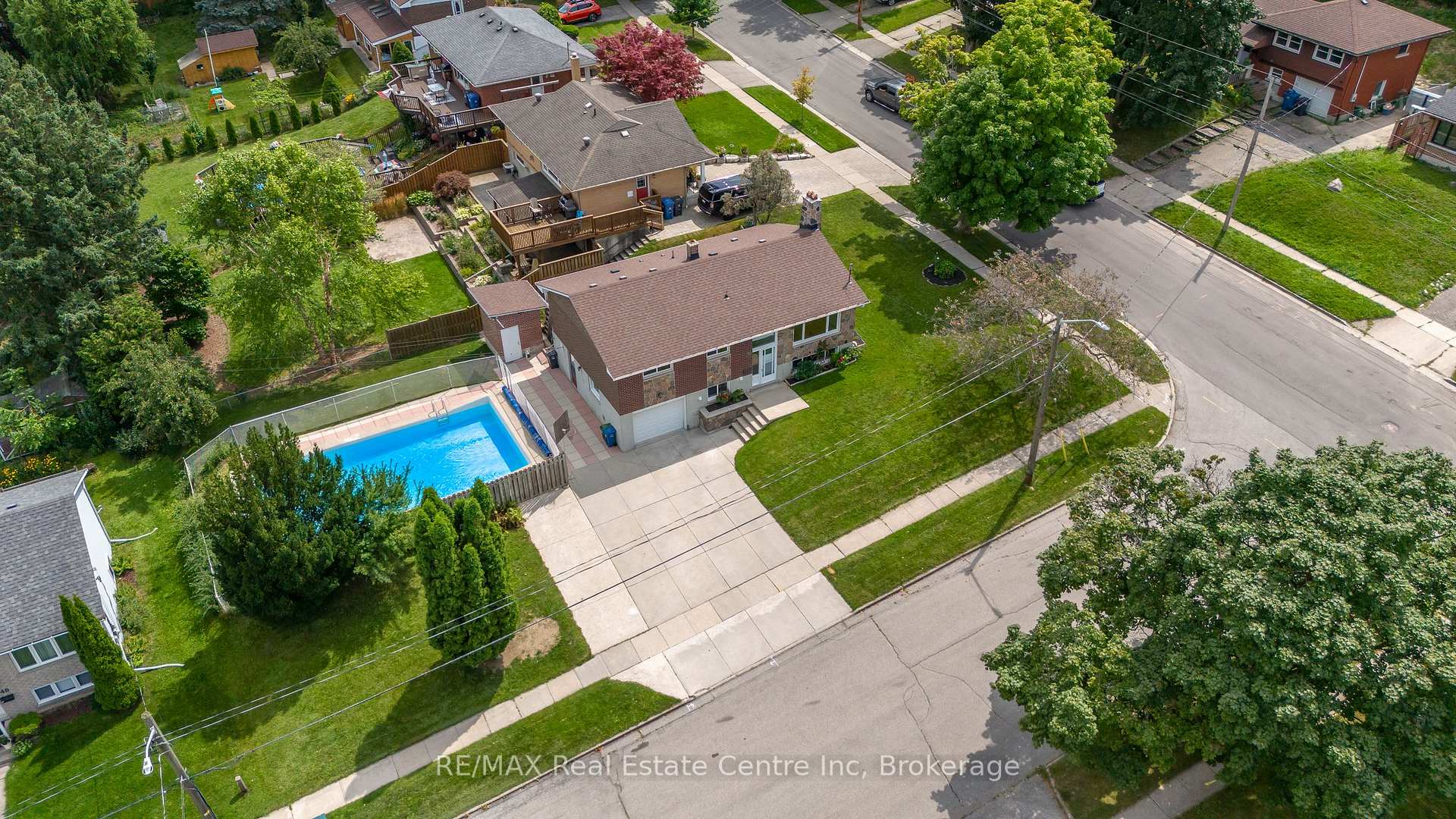 Photo 39 of 50 Drew Street, Guelph, Junction/Onward Willow — HOMEH