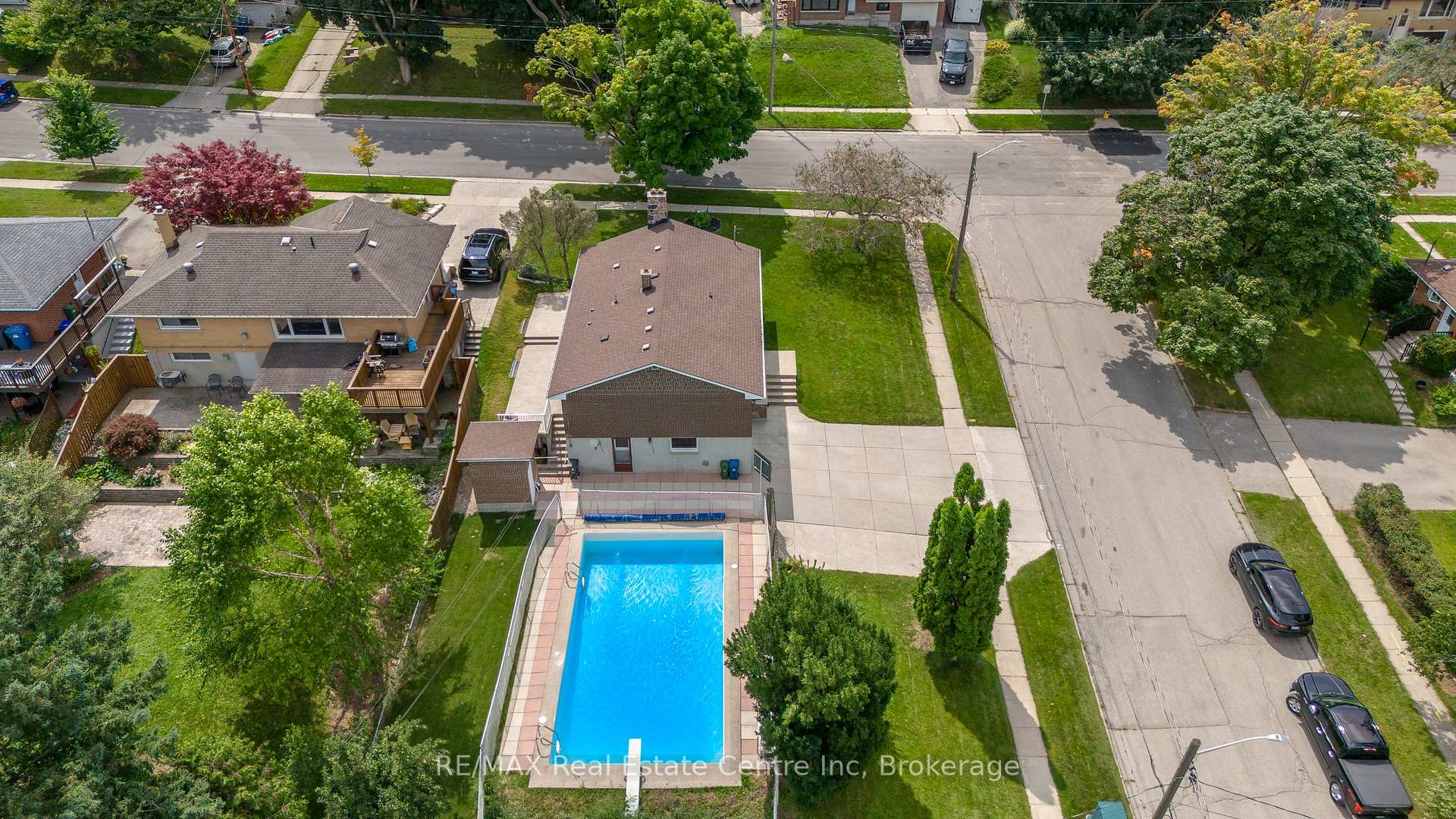 Photo 41 of 50 Drew Street, Guelph, Junction/Onward Willow — HOMEH