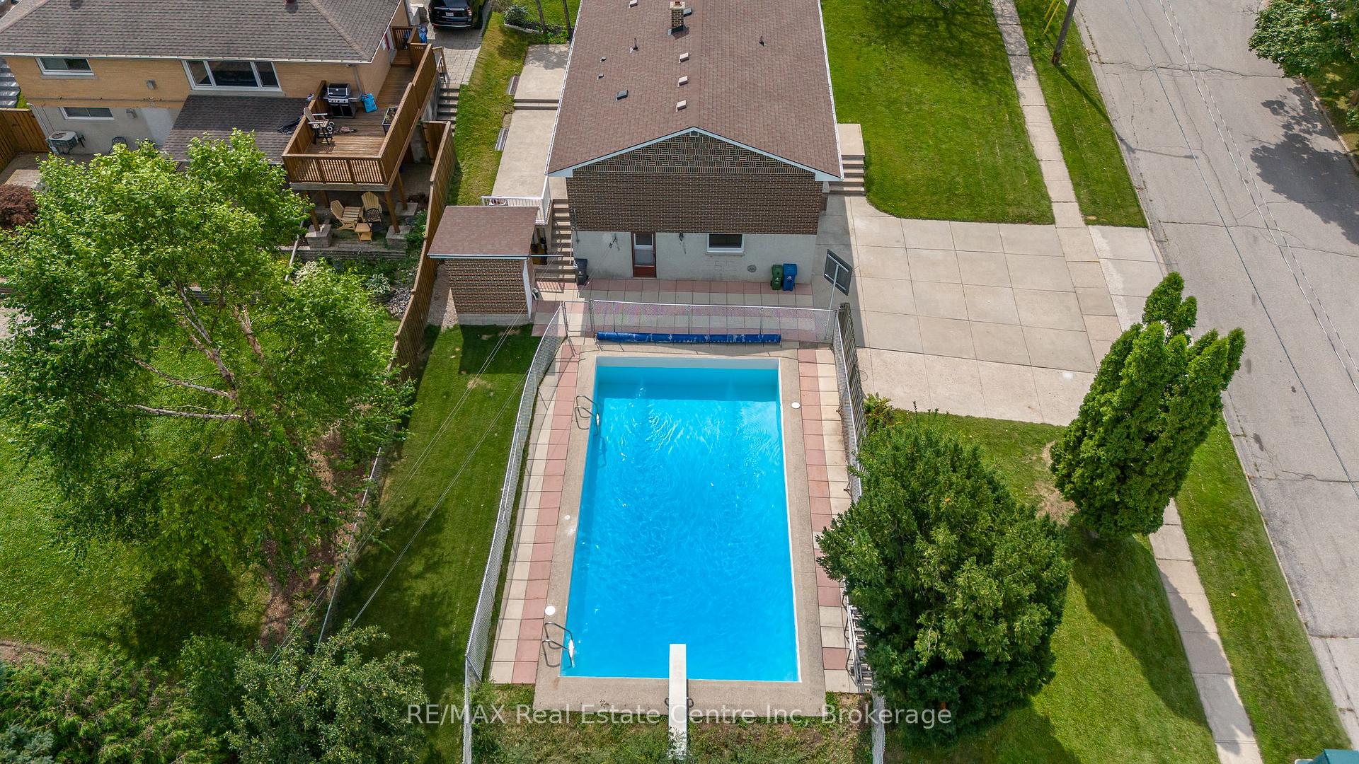 Photo 48 of 50 Drew Street, Guelph, Junction/Onward Willow — HOMEH