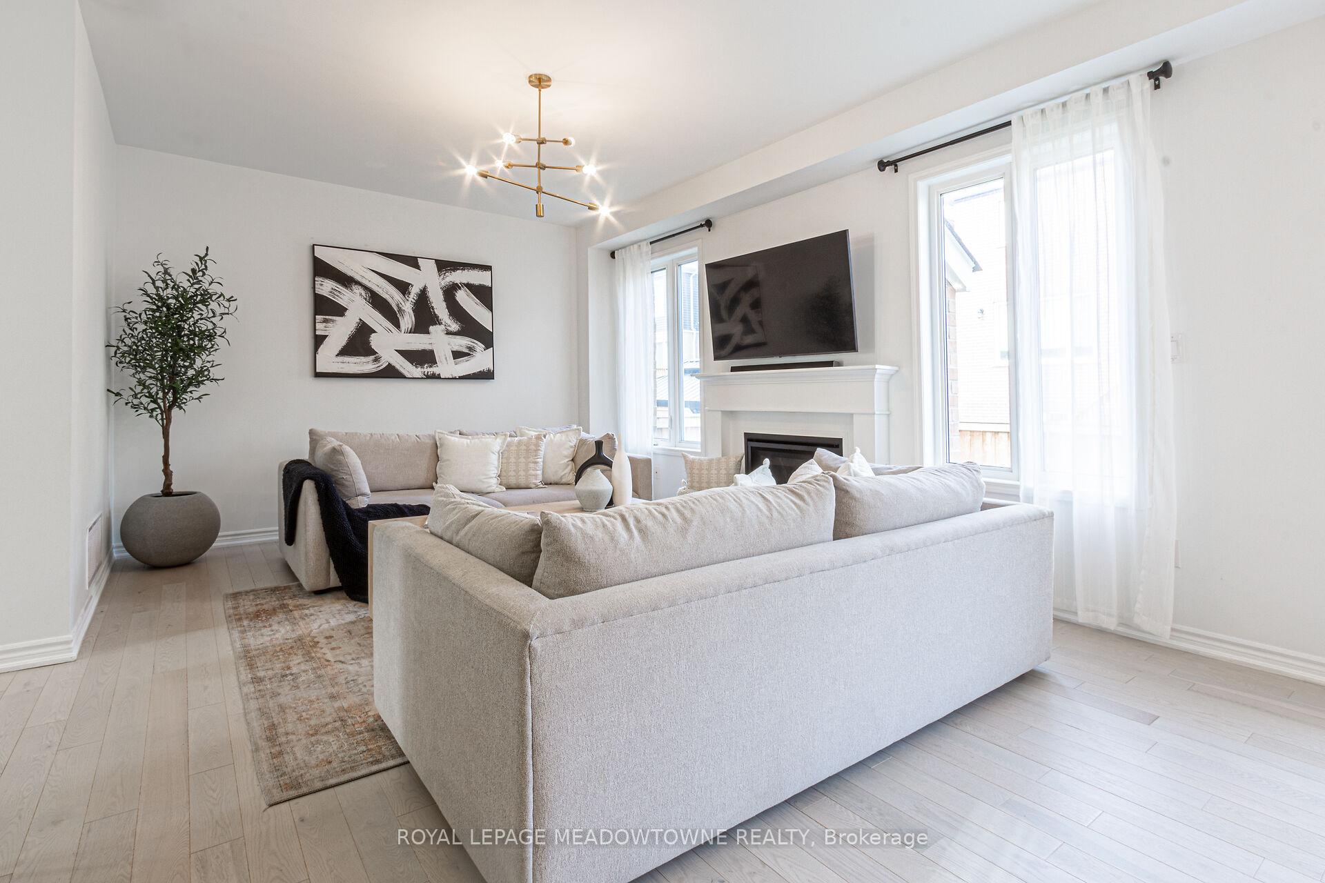 Photo 7 of 134 Yates Drive, Milton, Cobban — HOMEH