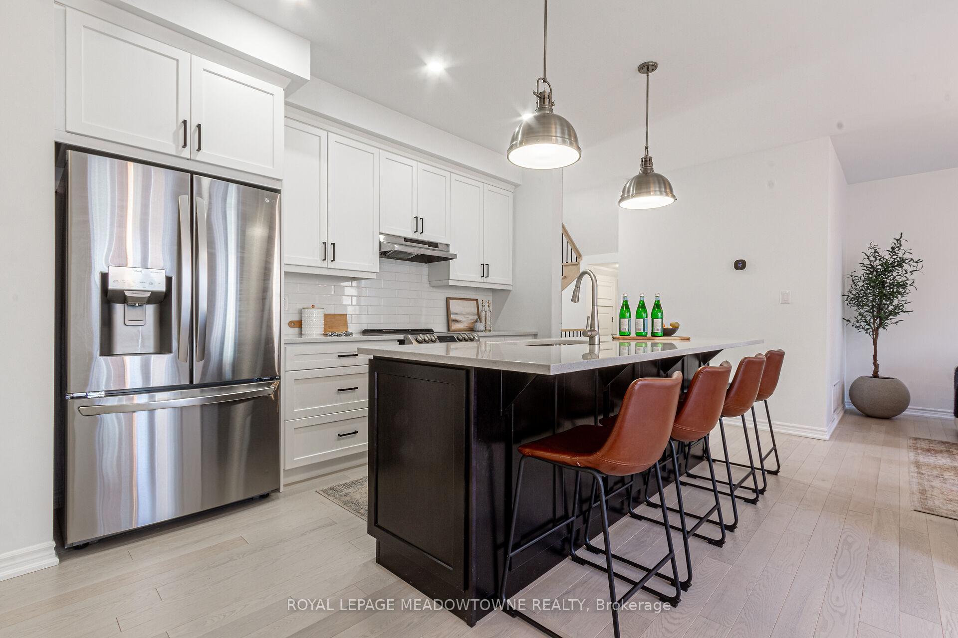 Photo 17 of 134 Yates Drive, Milton, Cobban — HOMEH