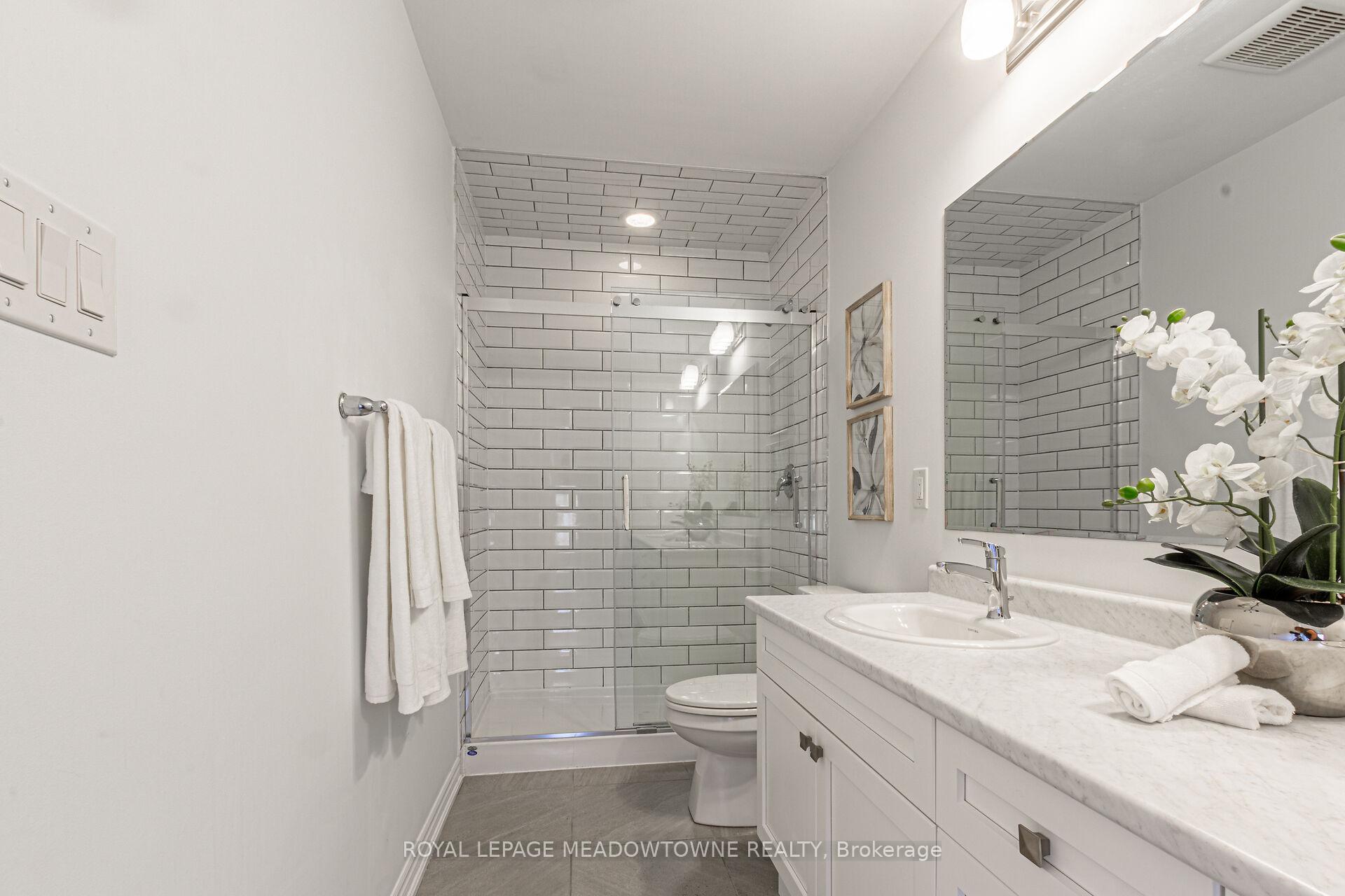 Photo 31 of 134 Yates Drive, Milton, Cobban — HOMEH