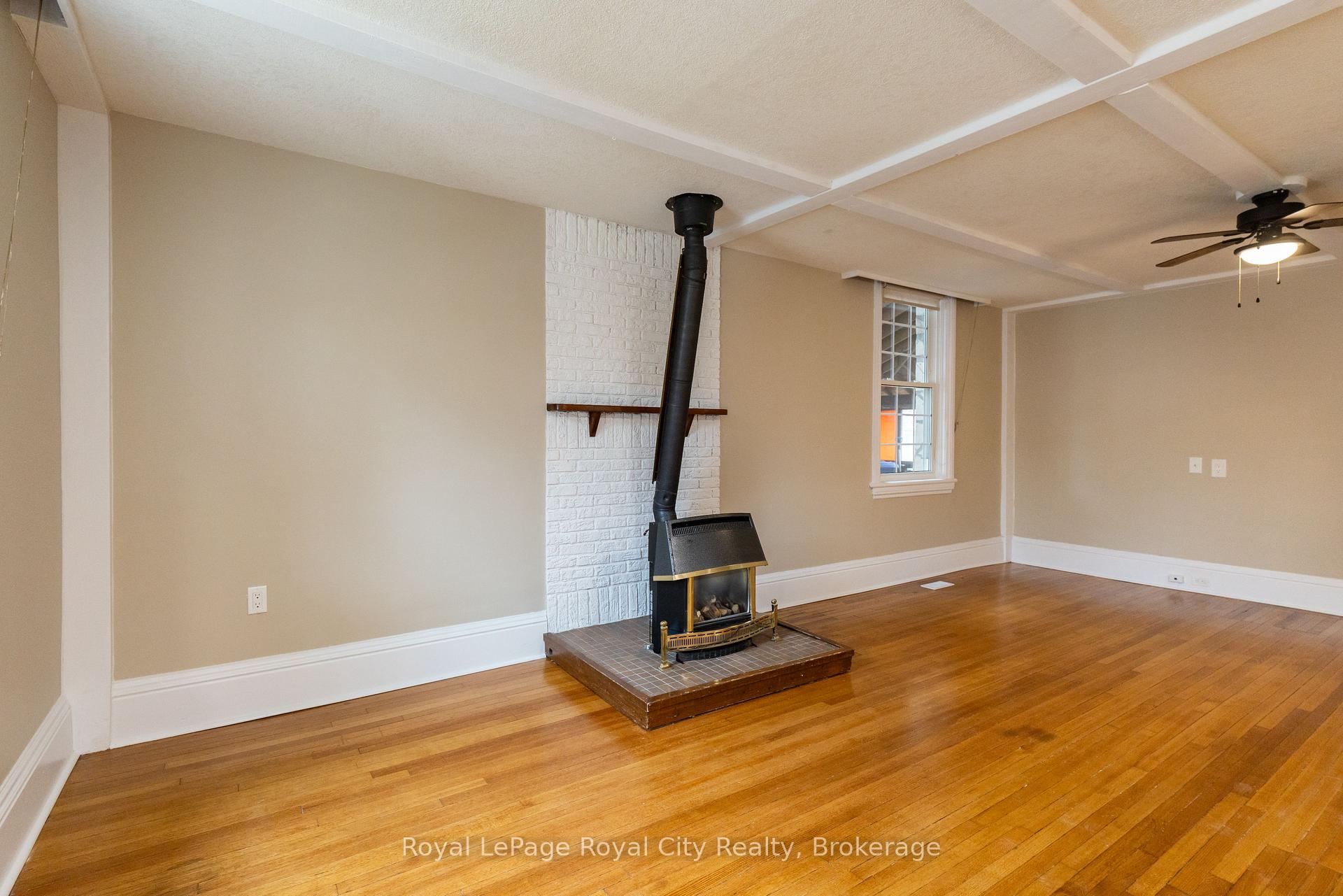 Photo 6 of 237 Liverpool Street, Guelph, Downtown — HOMEH