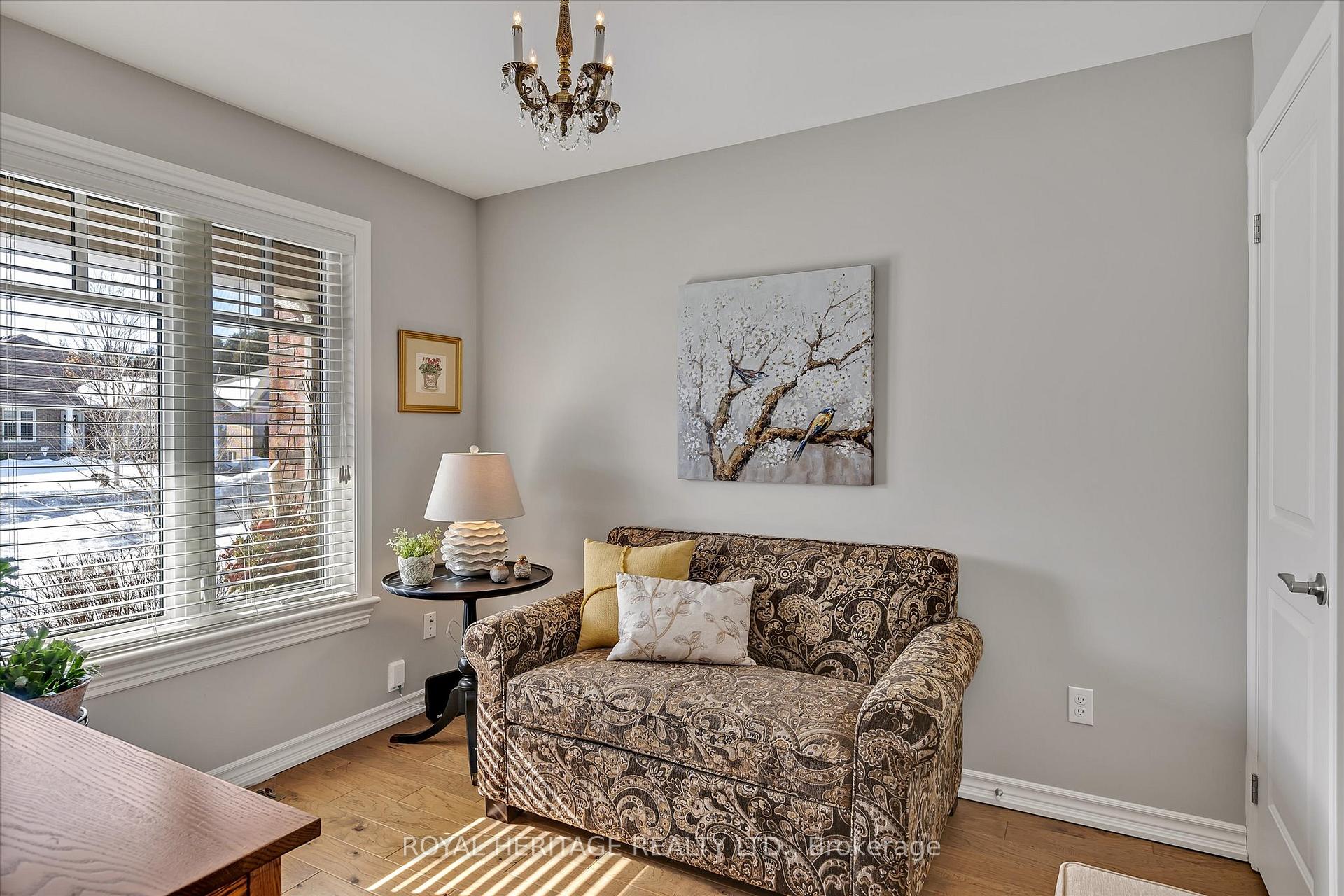 Photo 21 of 73 Laurent Boulevard, Kawartha Lakes, Lindsay — HOMEH
