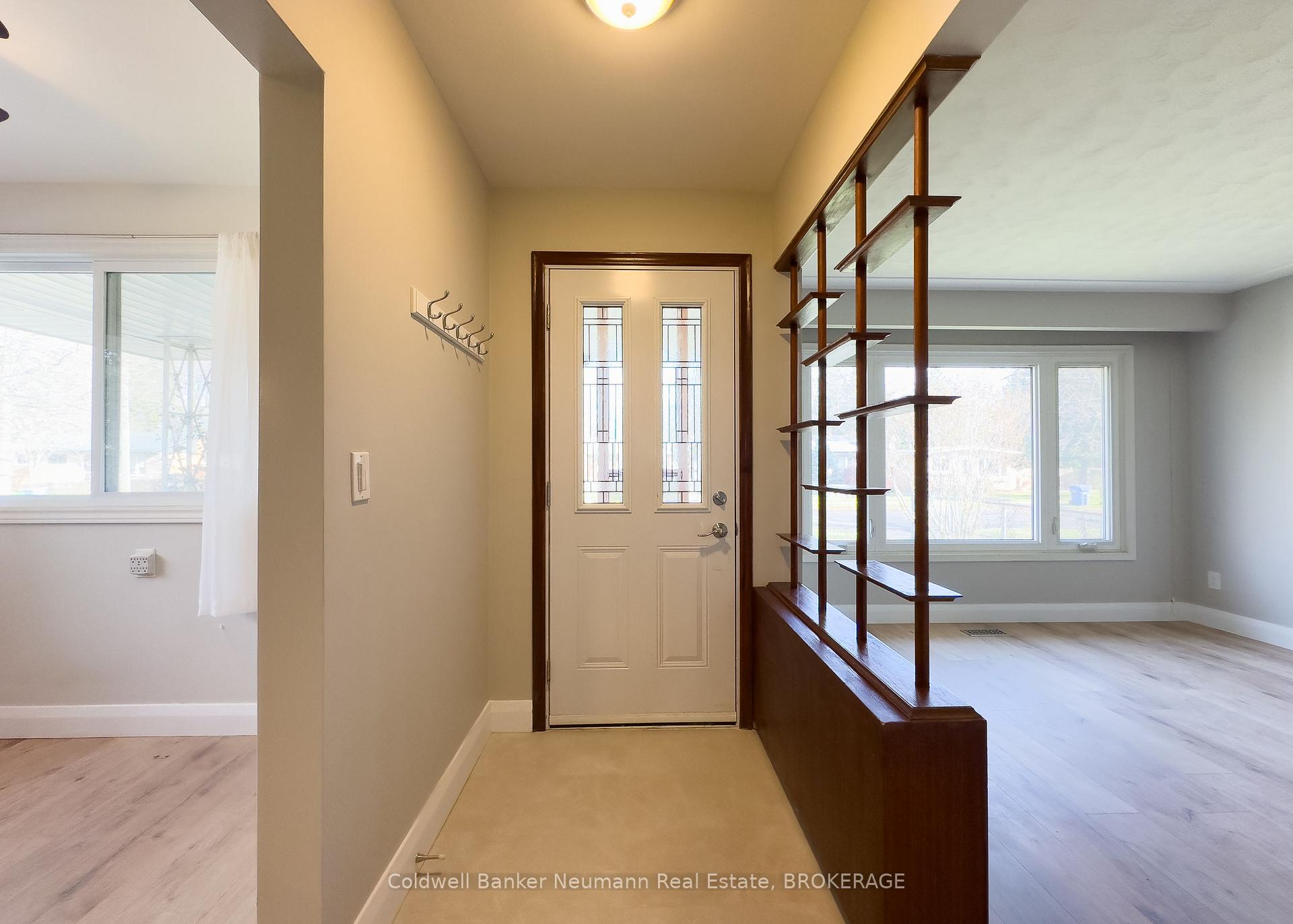 Photo 2 of Unit UPPER, 26 Balmoral Drive, Guelph, Riverside Park — HOMEH
