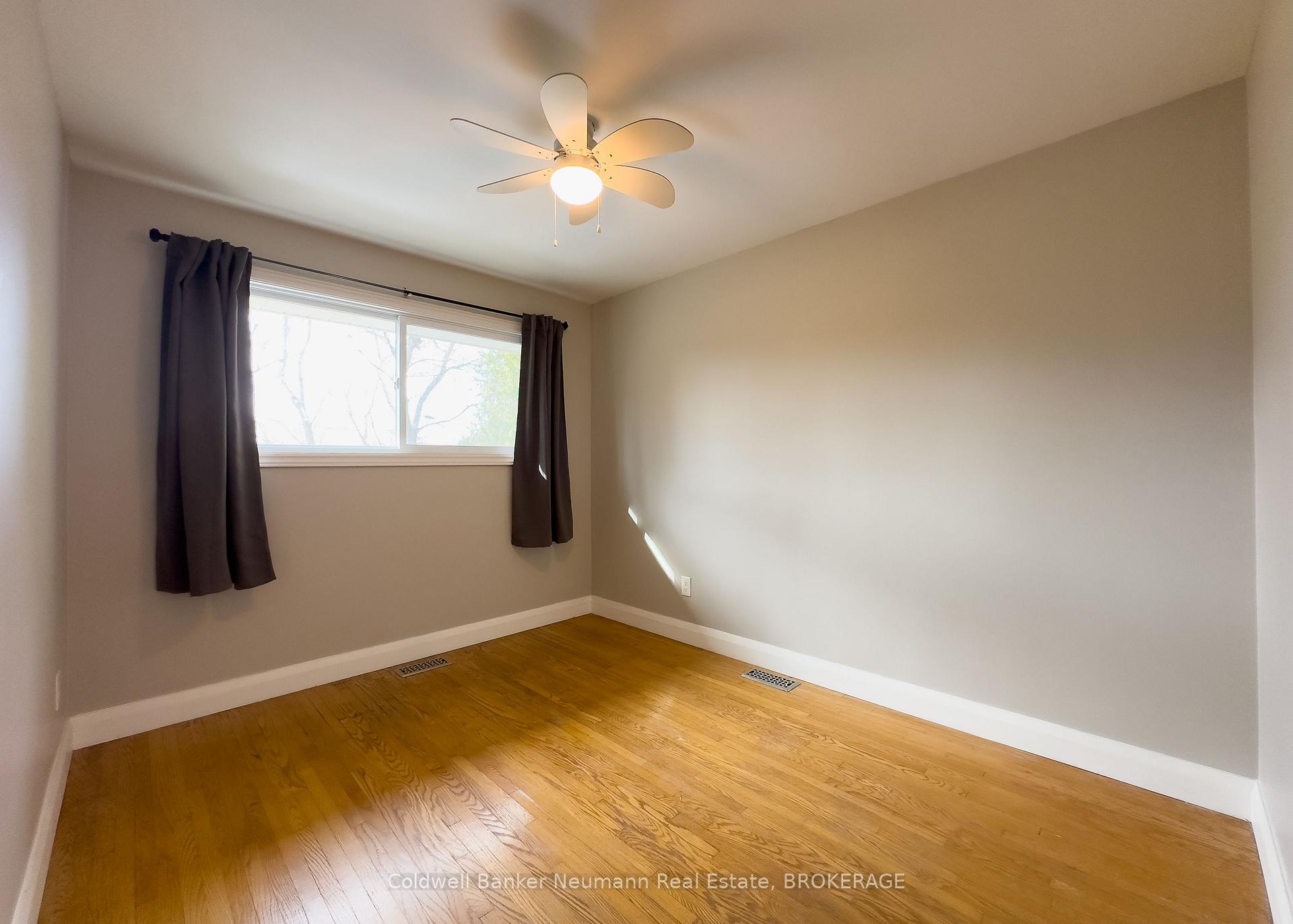 Photo 14 of Unit UPPER, 26 Balmoral Drive, Guelph, Riverside Park — HOMEH