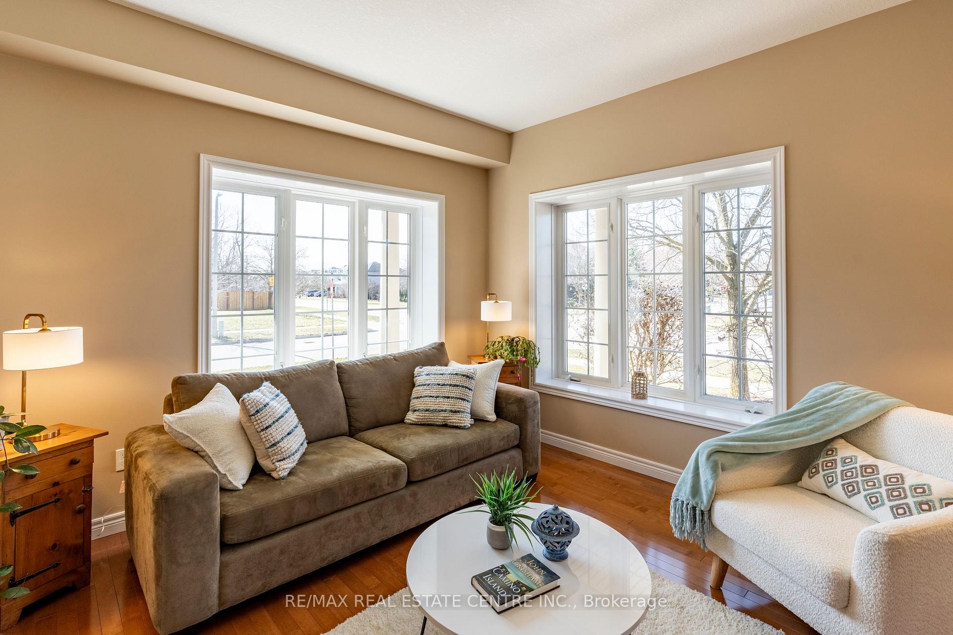 Photo 13 of 30 Mcgarr Court, Guelph, Pineridge/Westminster Woods — HOMEH