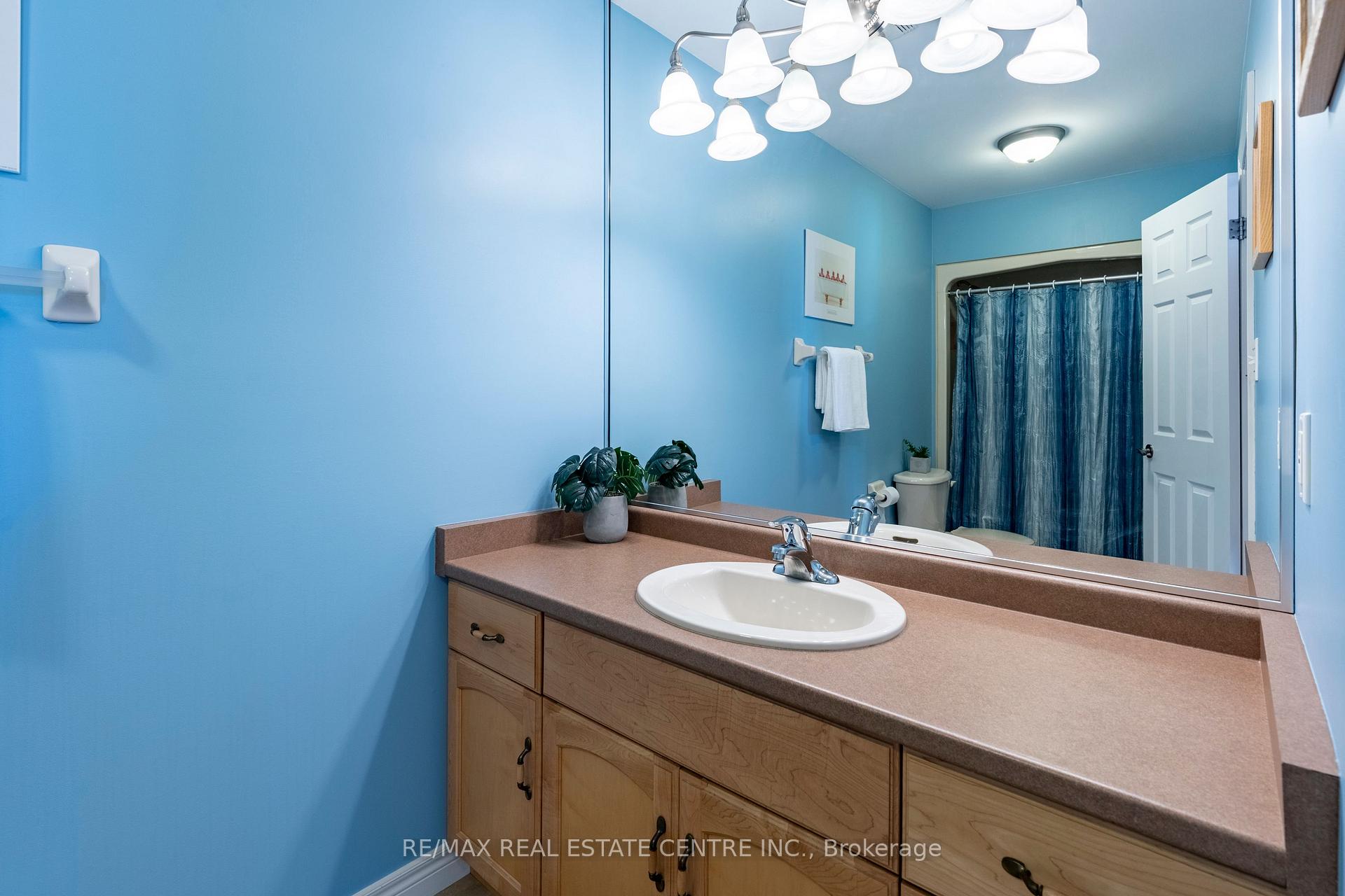 Photo 40 of 30 Mcgarr Court, Guelph, Pineridge/Westminster Woods — HOMEH