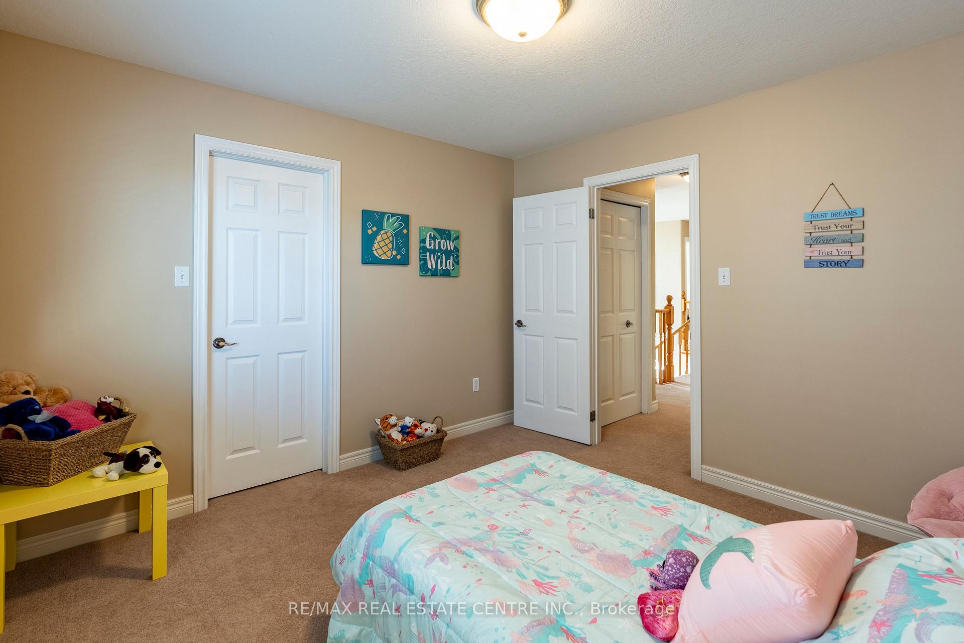 Photo 42 of 30 Mcgarr Court, Guelph, Pineridge/Westminster Woods — HOMEH