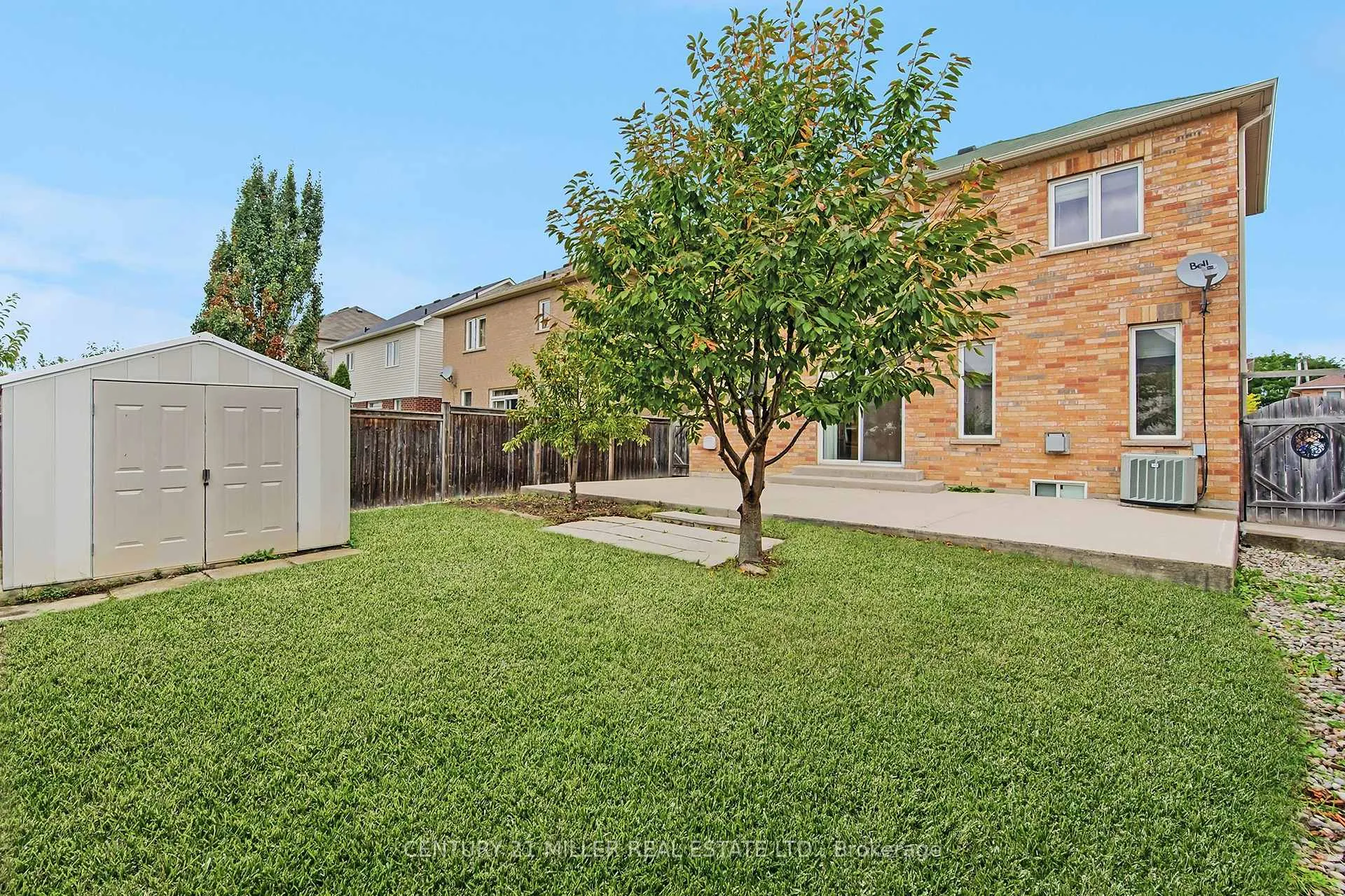 Photo 22 of 126 Merrilee Crescent, Hamilton, Crerar — HOMEH