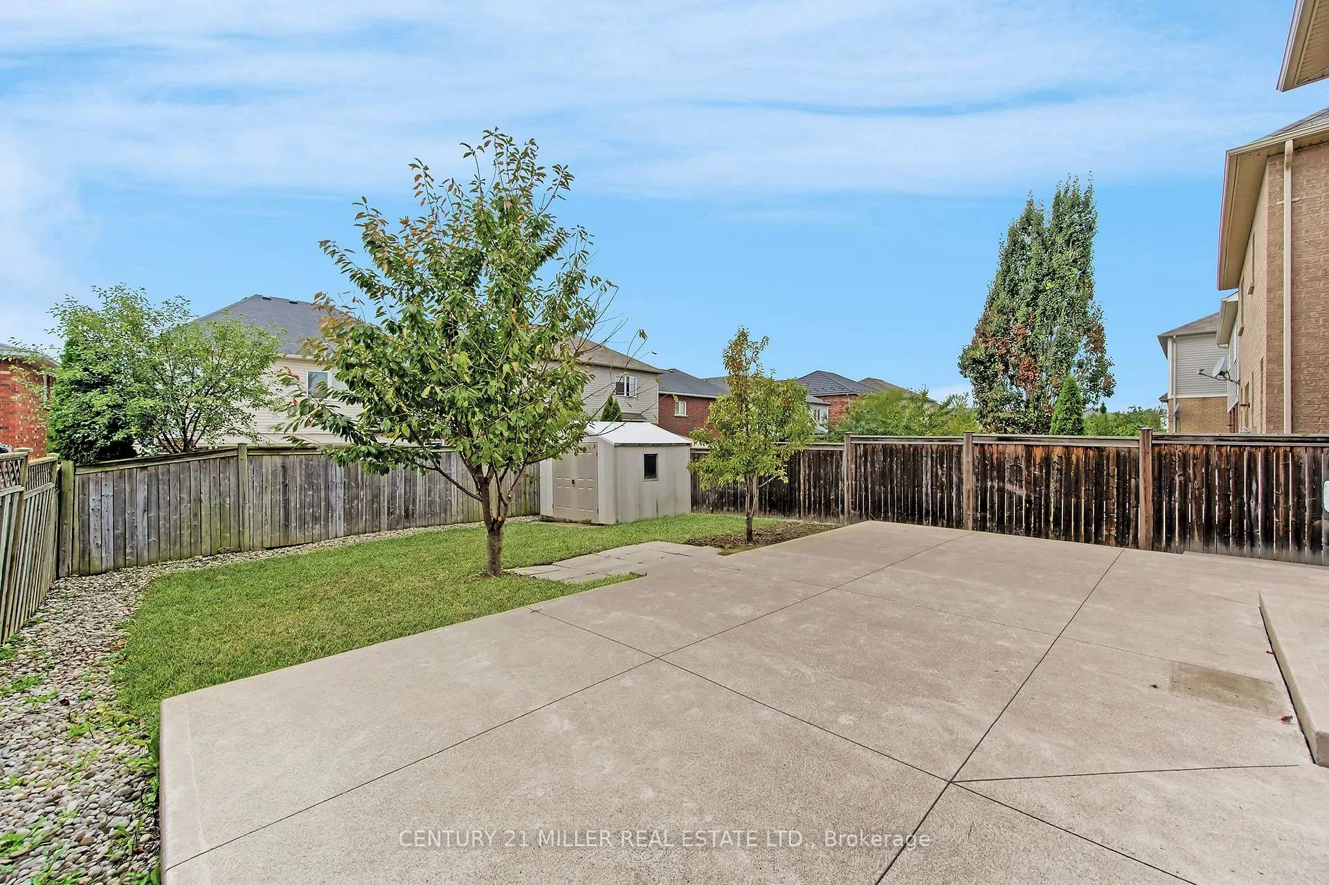 Photo 23 of 126 Merrilee Crescent, Hamilton, Crerar — HOMEH