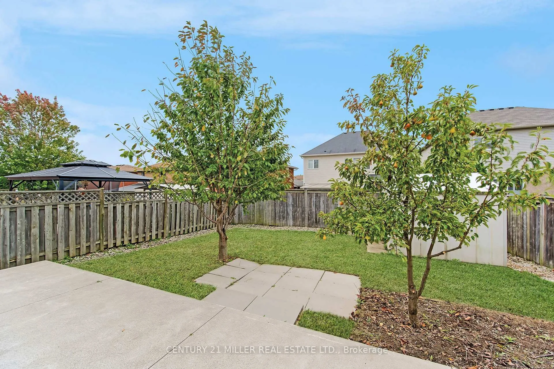 Photo 24 of 126 Merrilee Crescent, Hamilton, Crerar — HOMEH
