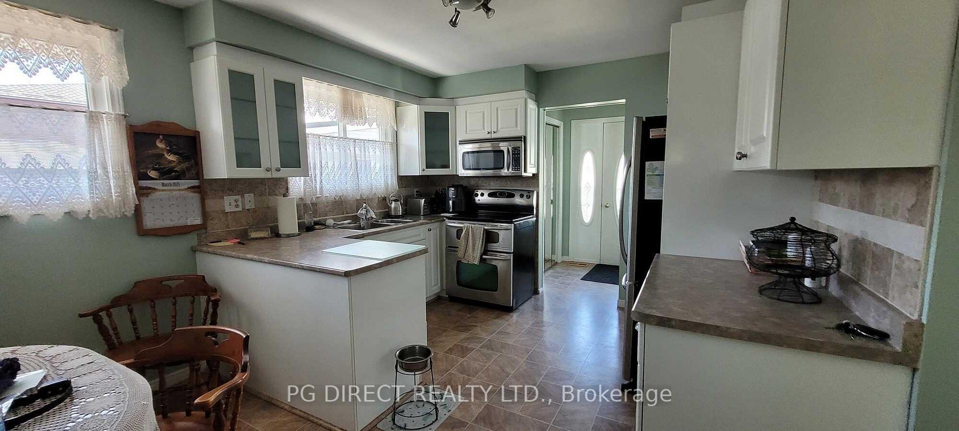 Photo 2 of 281 Palmer Street, Guelph, St. George's — HOMEH