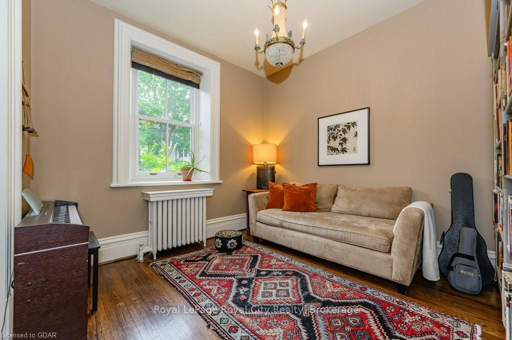 Photo 11 of 134 Dublin Street N, Guelph, Downtown — HOMEH