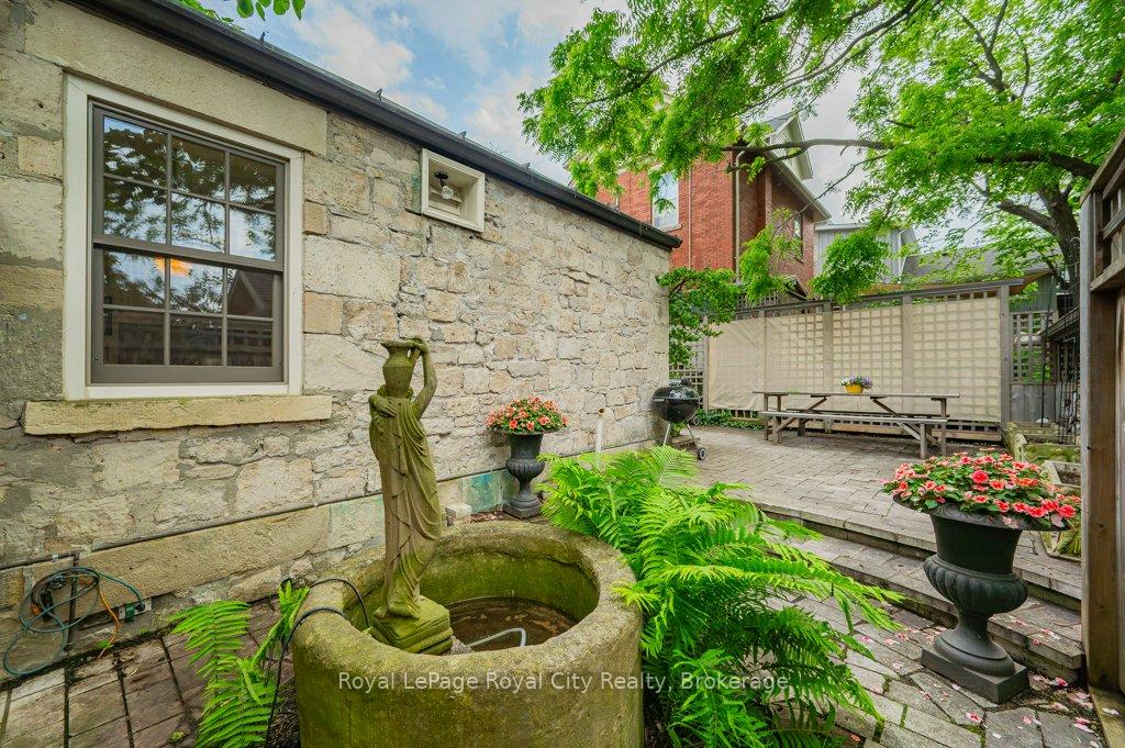 Photo 39 of 134 Dublin Street N, Guelph, Downtown — HOMEH