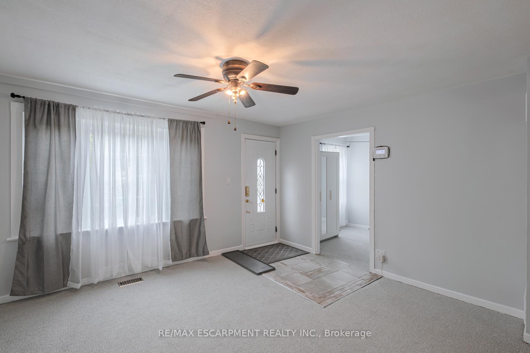 Photo 11 of 5 Dalhousie Avenue, Hamilton, Crown Point — HOMEH