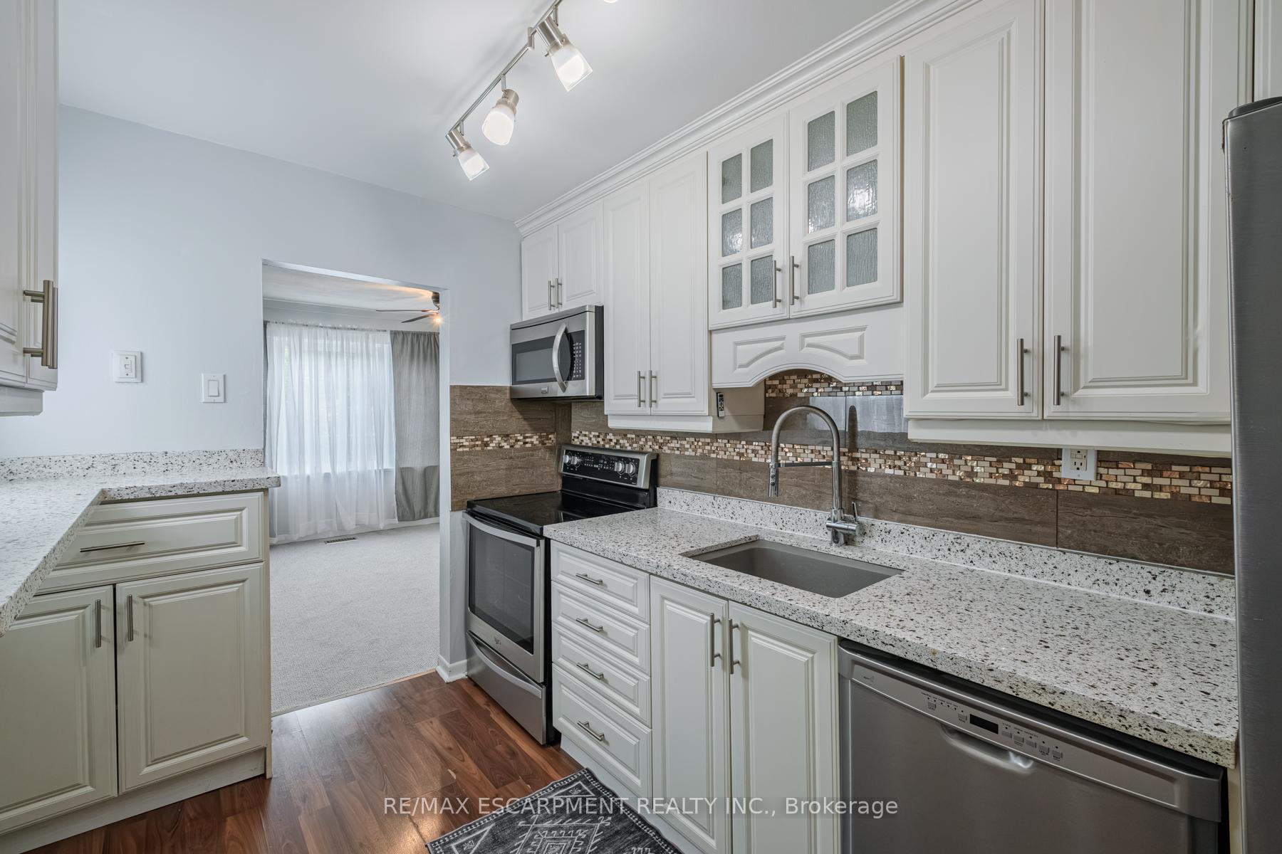 Photo 25 of 5 Dalhousie Avenue, Hamilton, Crown Point — HOMEH