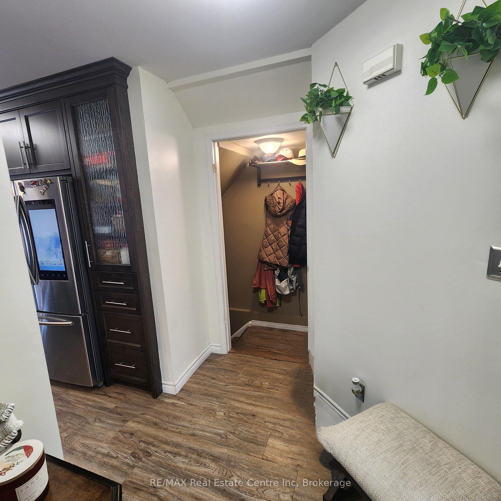 Photo 5 of 129 Lee Street, Guelph, Grange Road — HOMEH