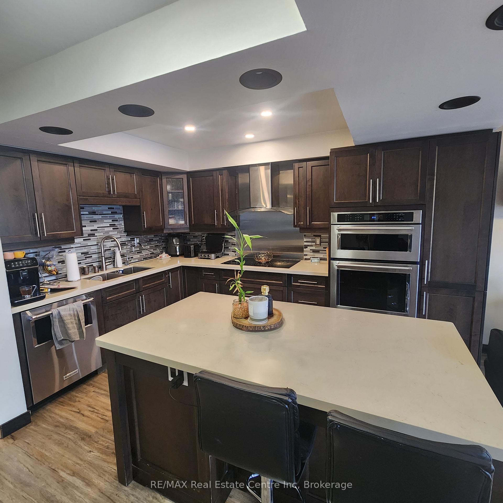 Photo 13 of 129 Lee Street, Guelph, Grange Road — HOMEH