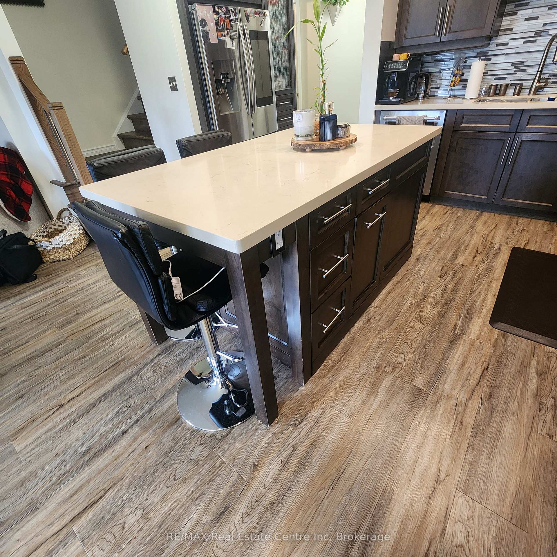 Photo 17 of 129 Lee Street, Guelph, Grange Road — HOMEH