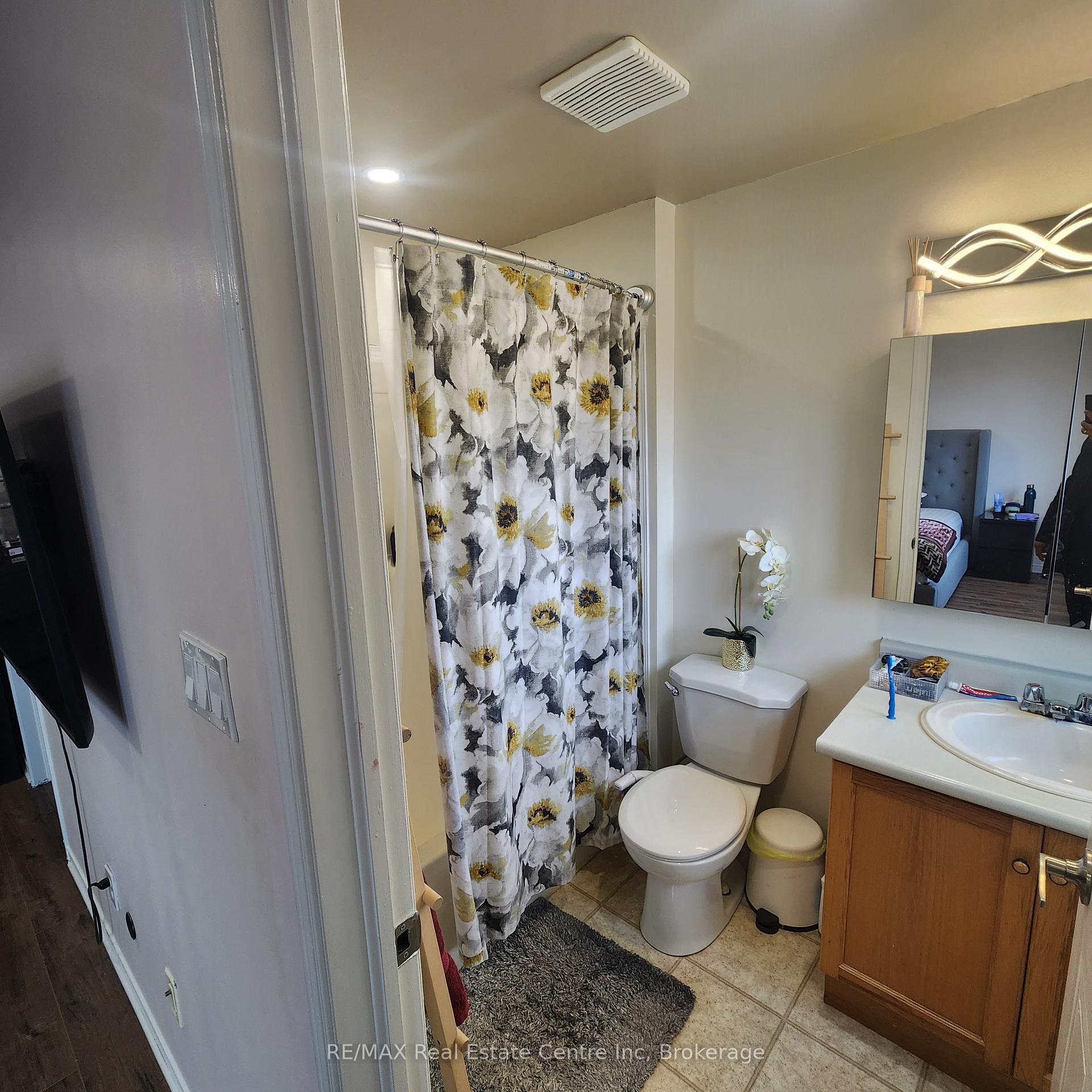 Photo 25 of 129 Lee Street, Guelph, Grange Road — HOMEH