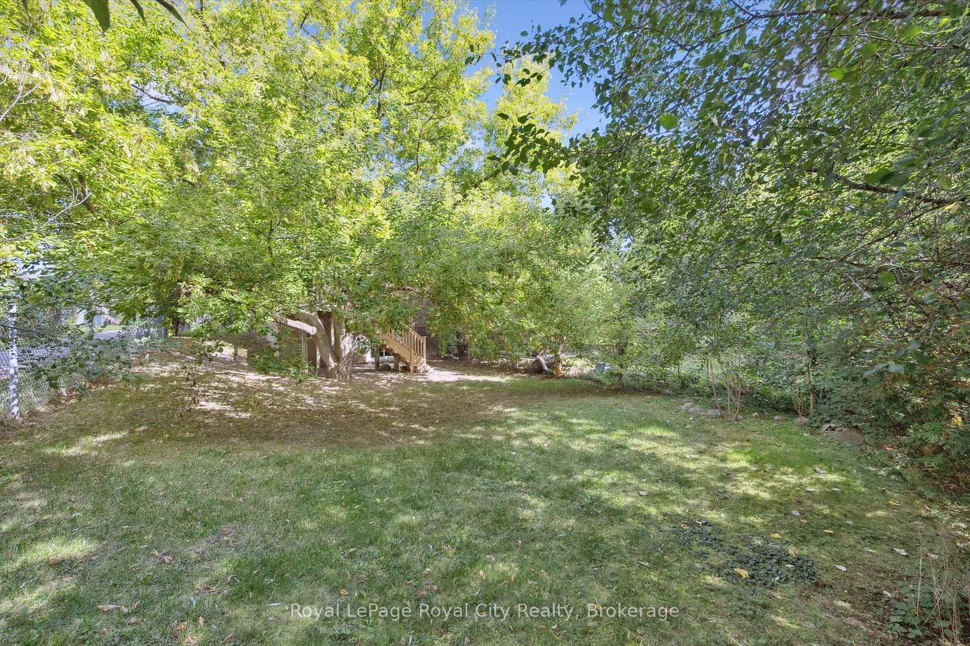 Photo 28 of 43 Koch Drive, Guelph, Kortright West — HOMEH