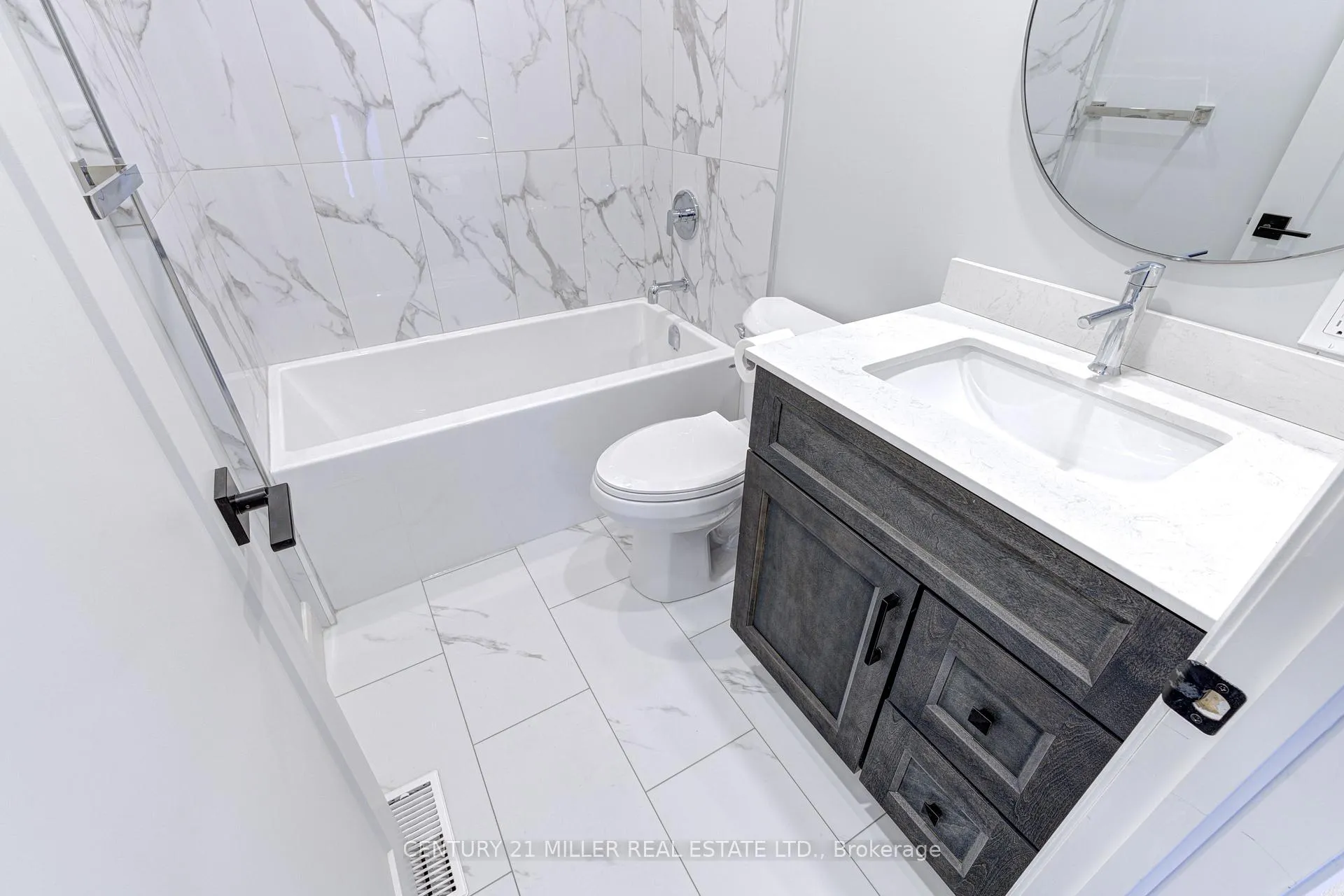 Photo 15 of 242 East 28th Street, Hamilton, Eastmount — HOMEH