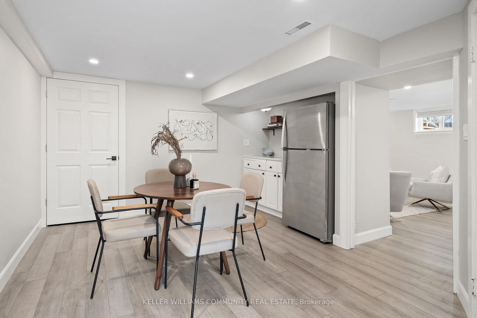 Photo 19 of 882 Birch Avenue, Peterborough, Northcrest Ward 5 — HOMEH