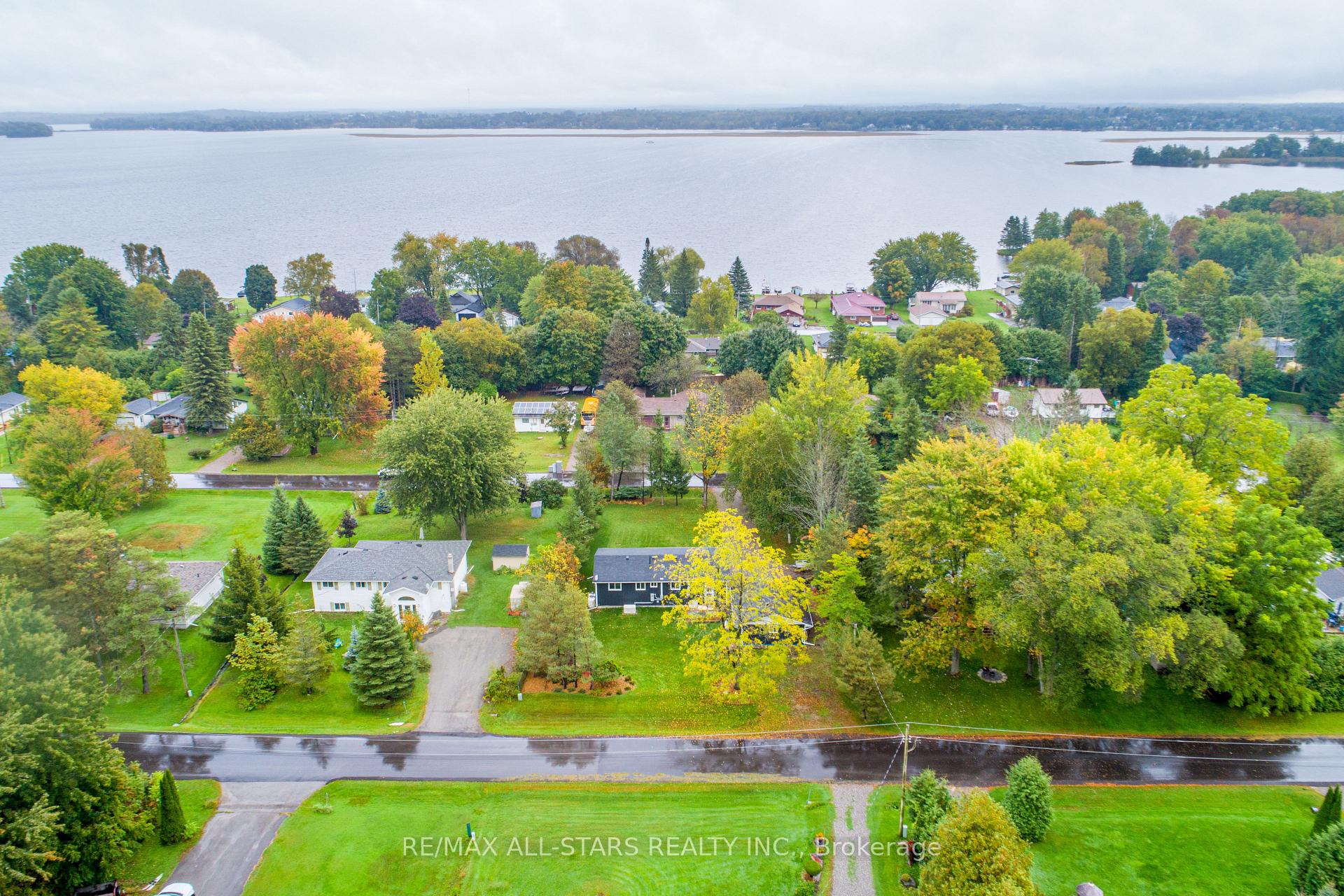 Photo 4 of 249 Crosby Drive, Kawartha Lakes, Emily — HOMEH