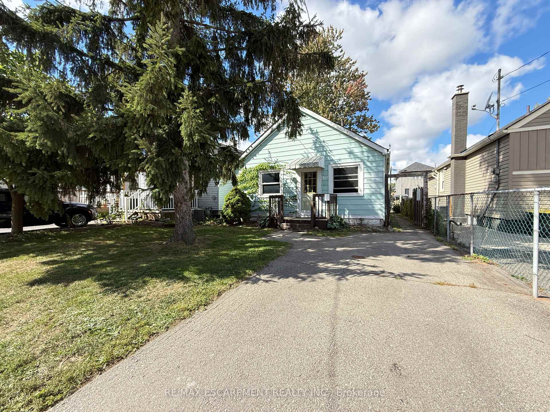 Photo 1 of 317 Brunswick Street, Hamilton, McQuesten — HOMEH
