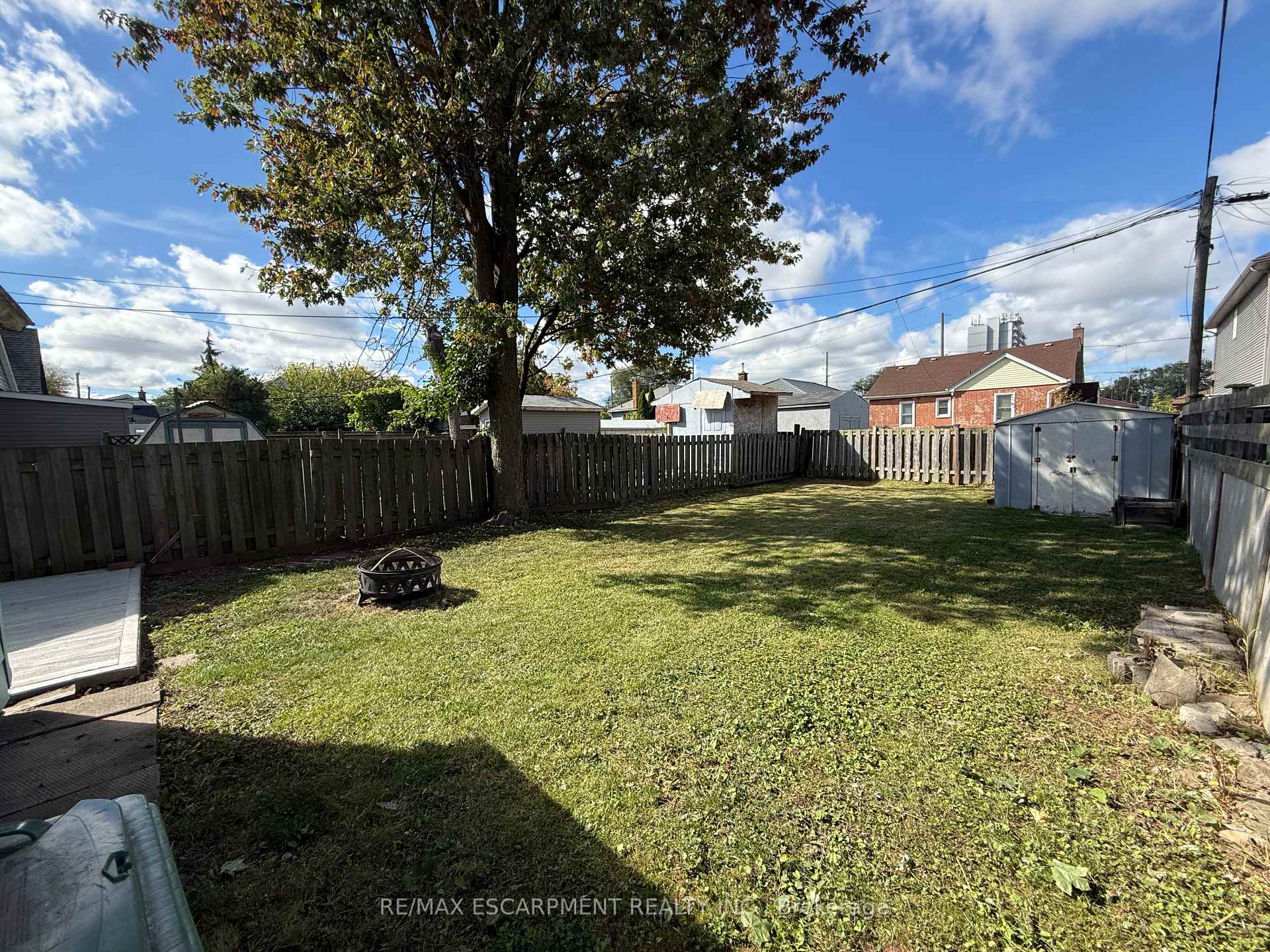 Photo 10 of 317 Brunswick Street, Hamilton, McQuesten — HOMEH