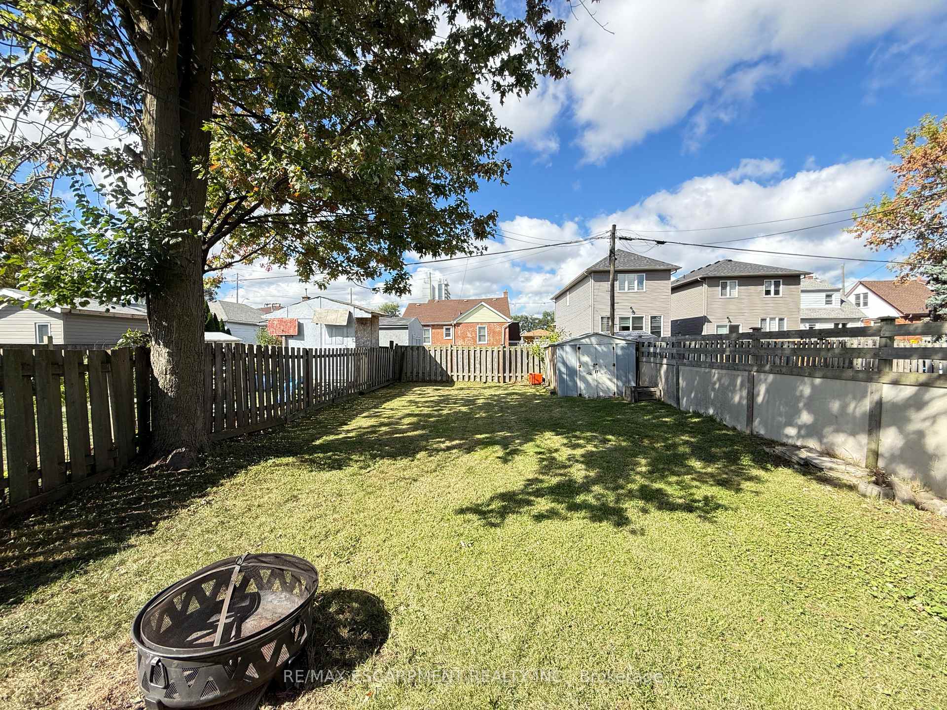 Photo 11 of 317 Brunswick Street, Hamilton, McQuesten — HOMEH
