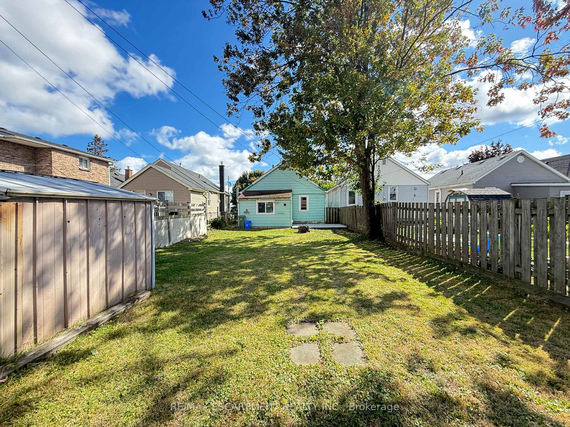 Photo 12 of 317 Brunswick Street, Hamilton, McQuesten — HOMEH