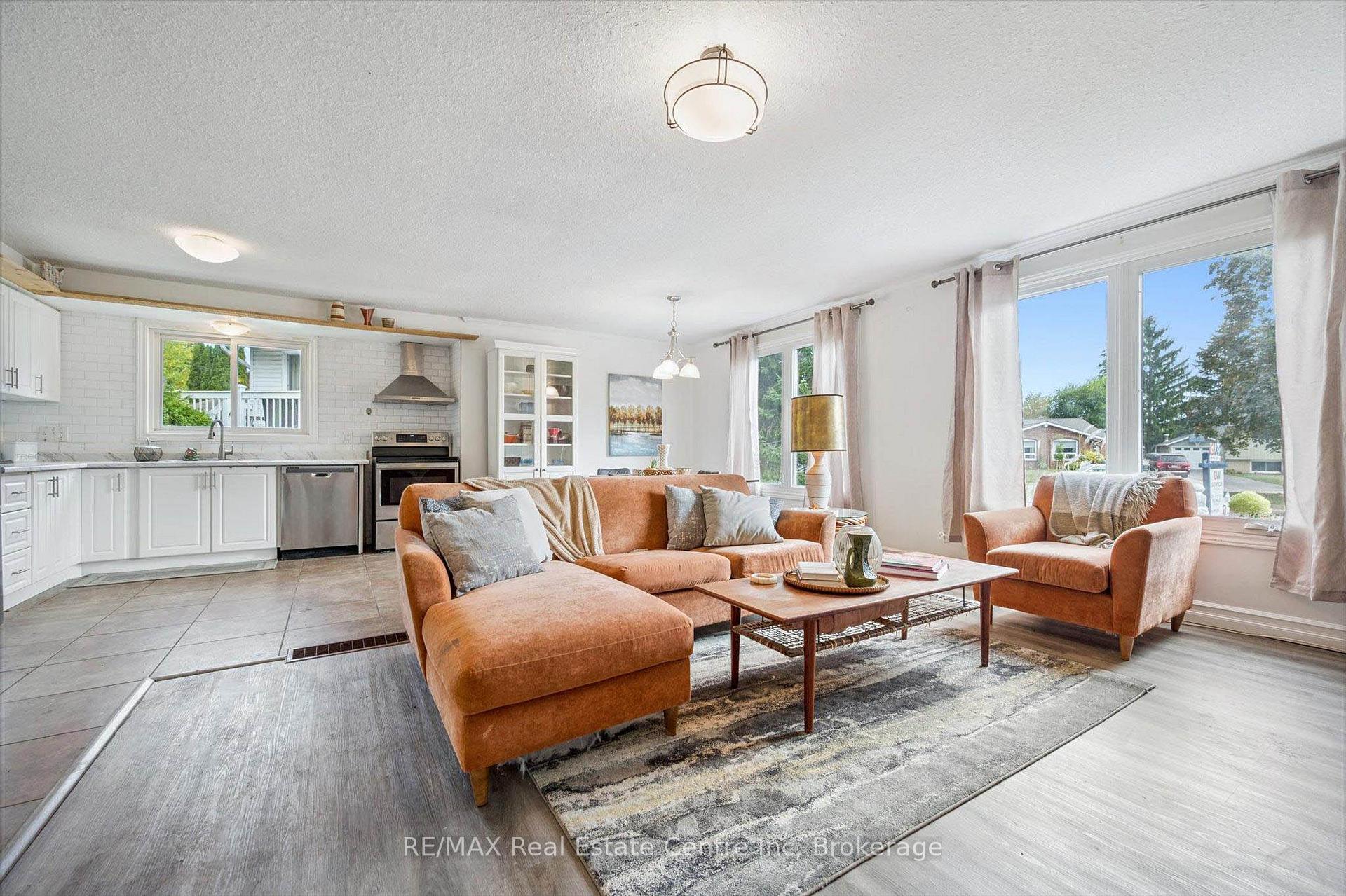 Photo 1 of 15 Avra Court, Guelph, Willow West/Sugarbush/West Acres — HOMEH