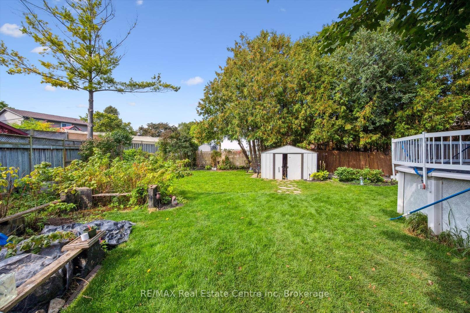 Photo 21 of 15 Avra Court, Guelph, Willow West/Sugarbush/West Acres — HOMEH
