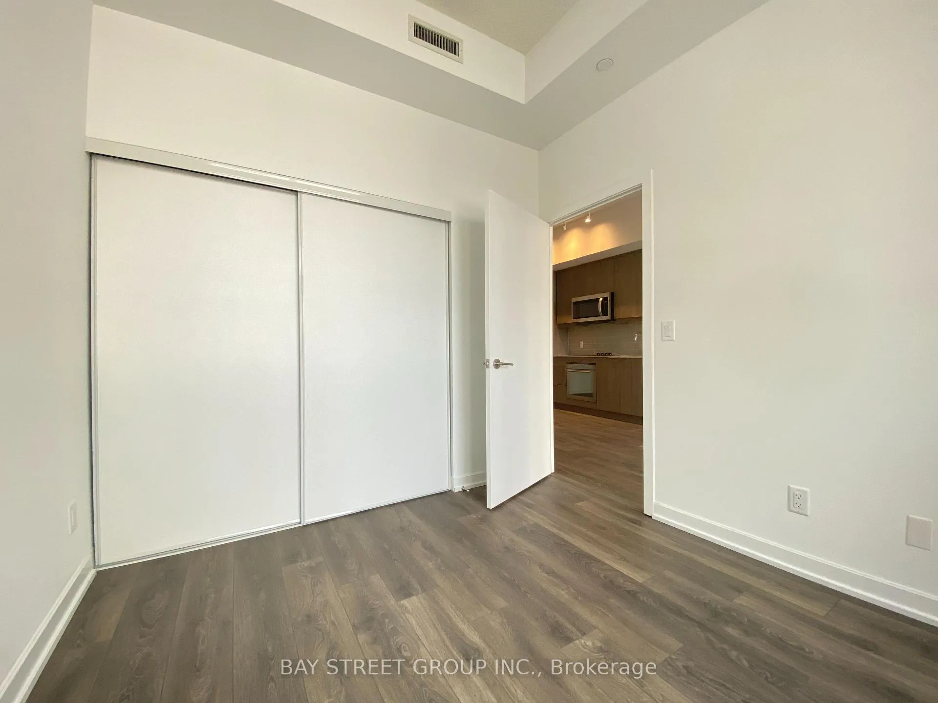 Photo 7 of Unit 302, 36 Forest Manor Road, North York, Henry Farm — HOMEH