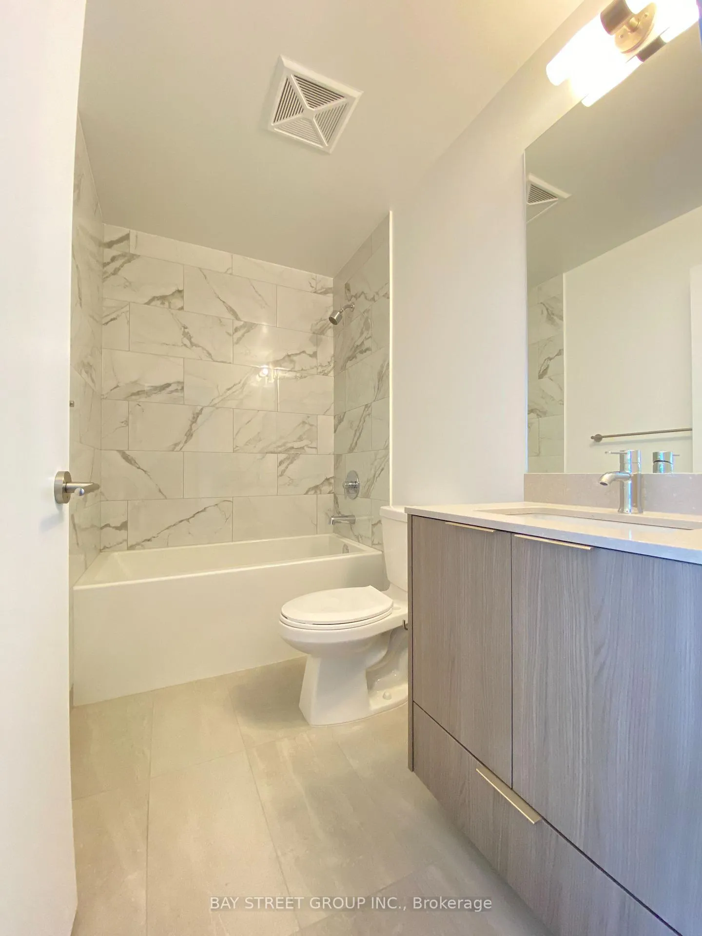 Photo 8 of Unit 302, 36 Forest Manor Road, North York, Henry Farm — HOMEH