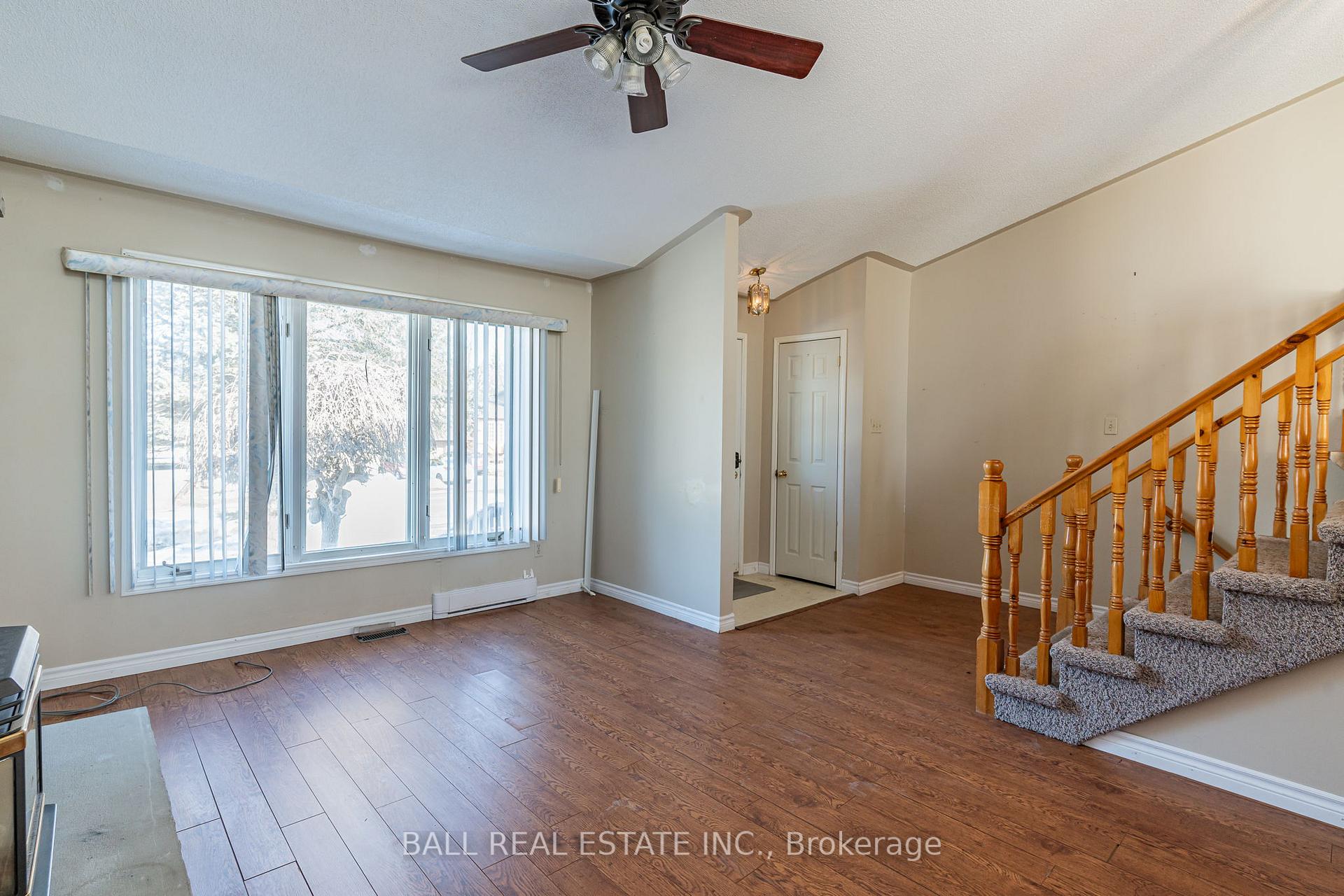 Photo 4 of 12 Cedartree Lane, Kawartha Lakes, Bobcaygeon — HOMEH