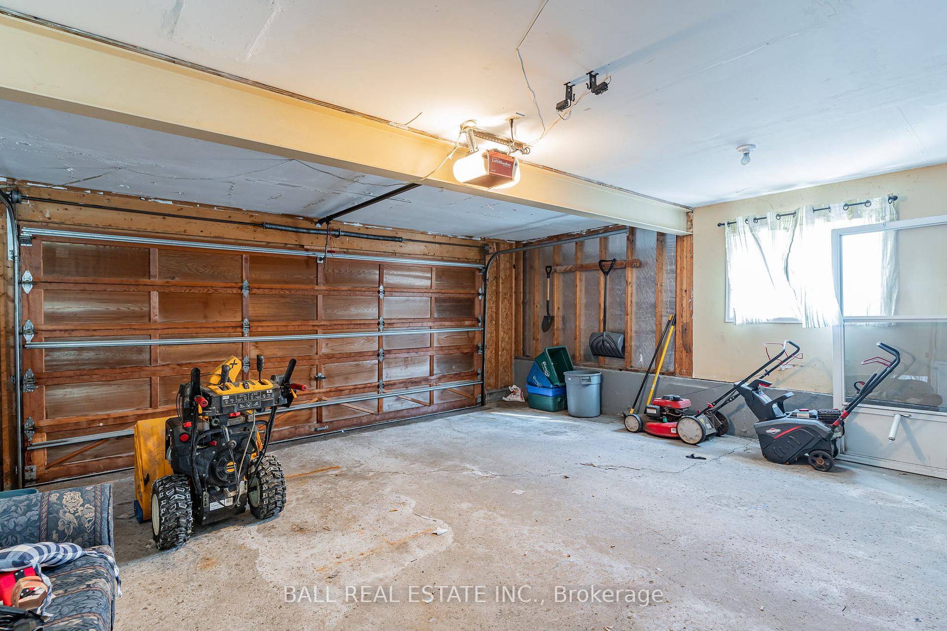 Photo 26 of 12 Cedartree Lane, Kawartha Lakes, Bobcaygeon — HOMEH