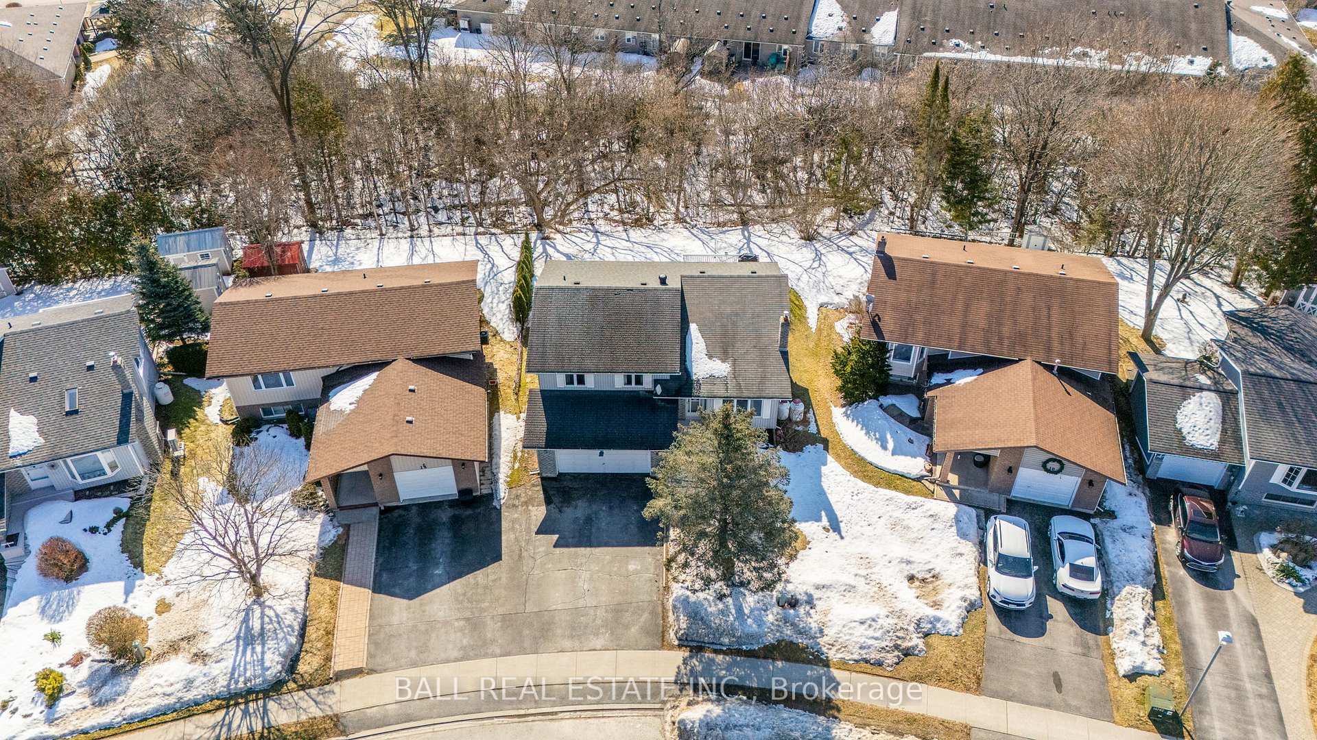 Photo 37 of 12 Cedartree Lane, Kawartha Lakes, Bobcaygeon — HOMEH